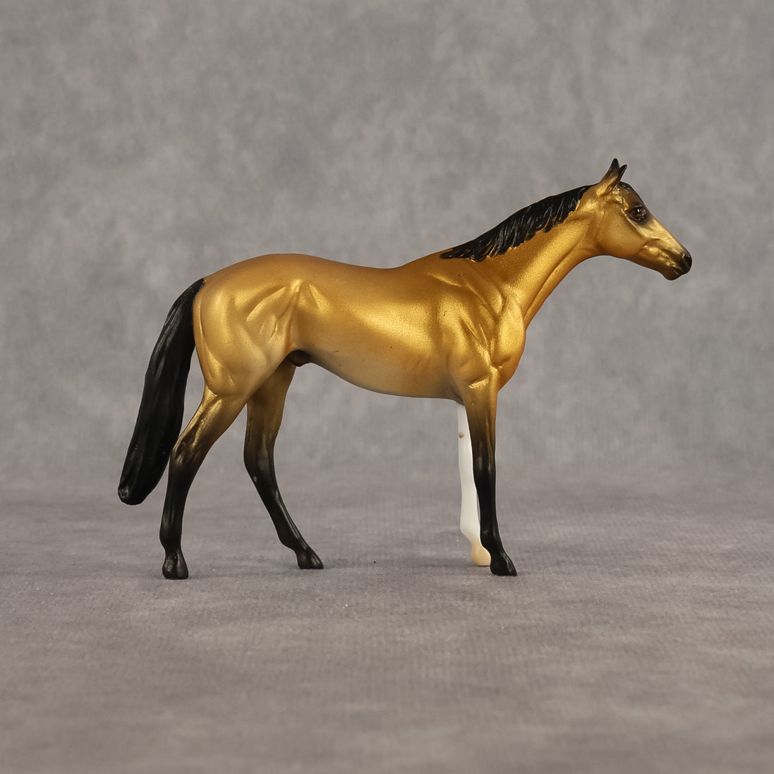 Francis LE-5 Chip Thoroughbred by Alex Fortman August $99 Chips
