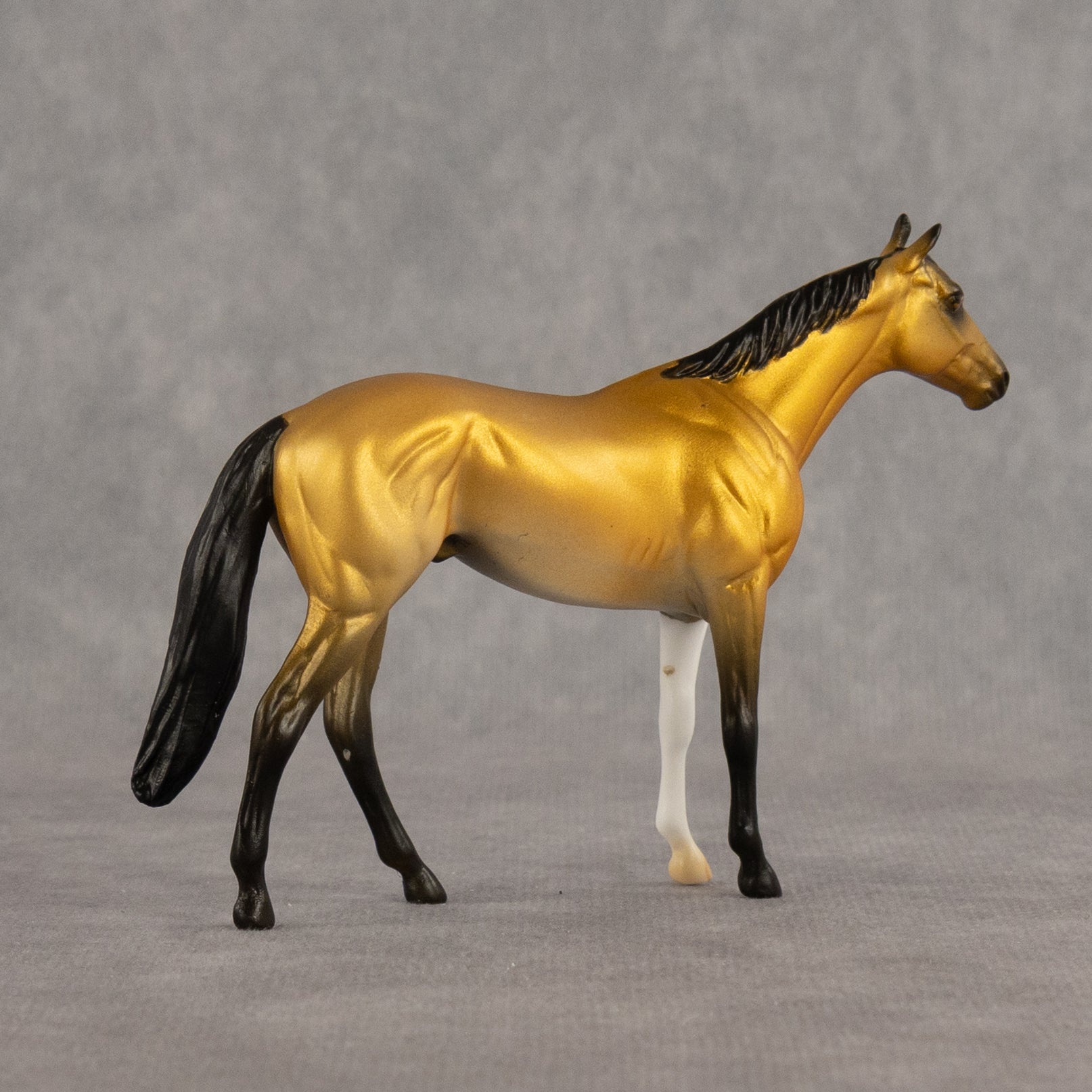Francis LE-5 Chip Thoroughbred by Alex Fortman August $99 Chips