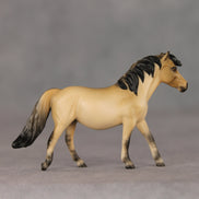 Fuji OOAK Chip Pony by Ellen Robbins VV26