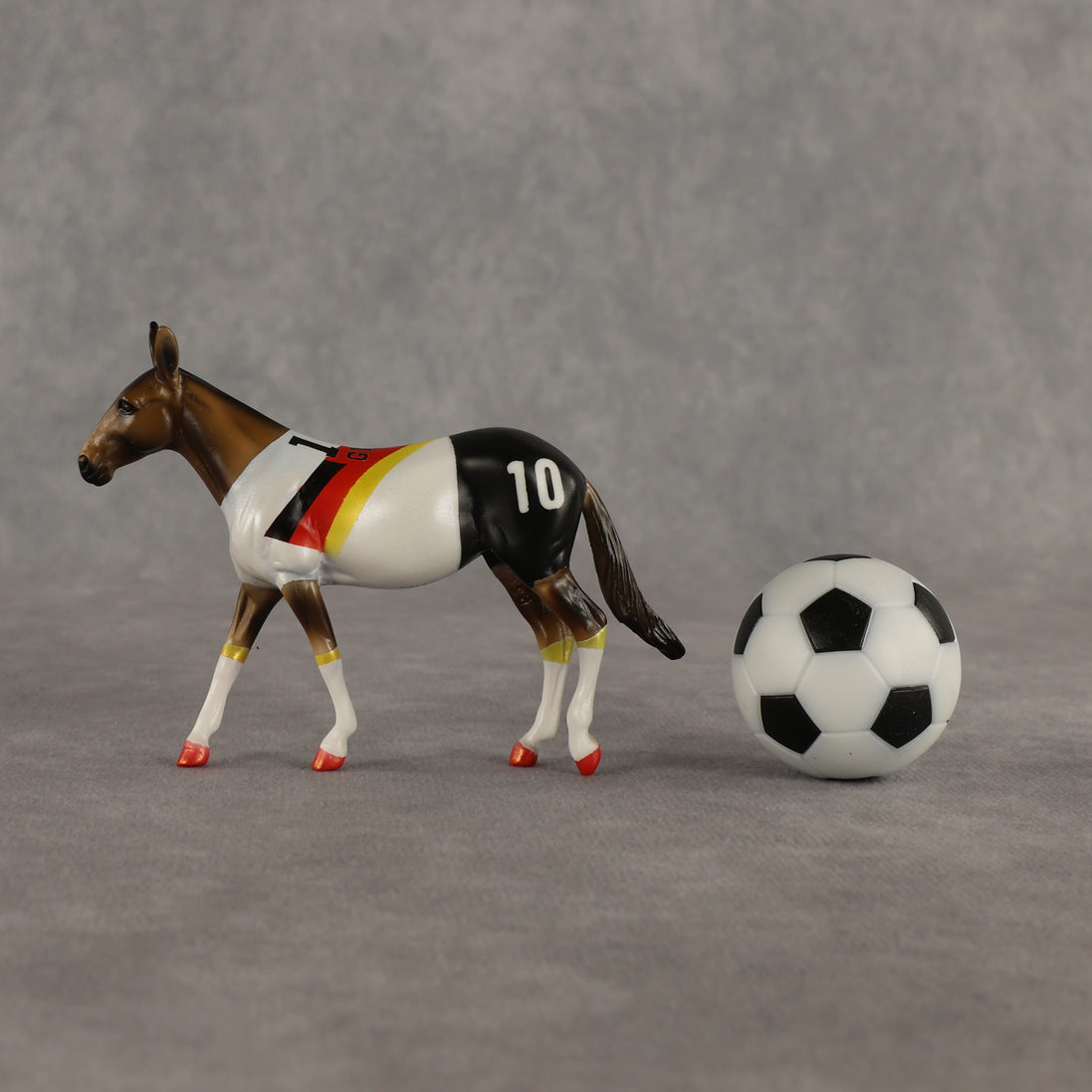 Germany OOAK Chip Mule by Enrique Duarte SCD26