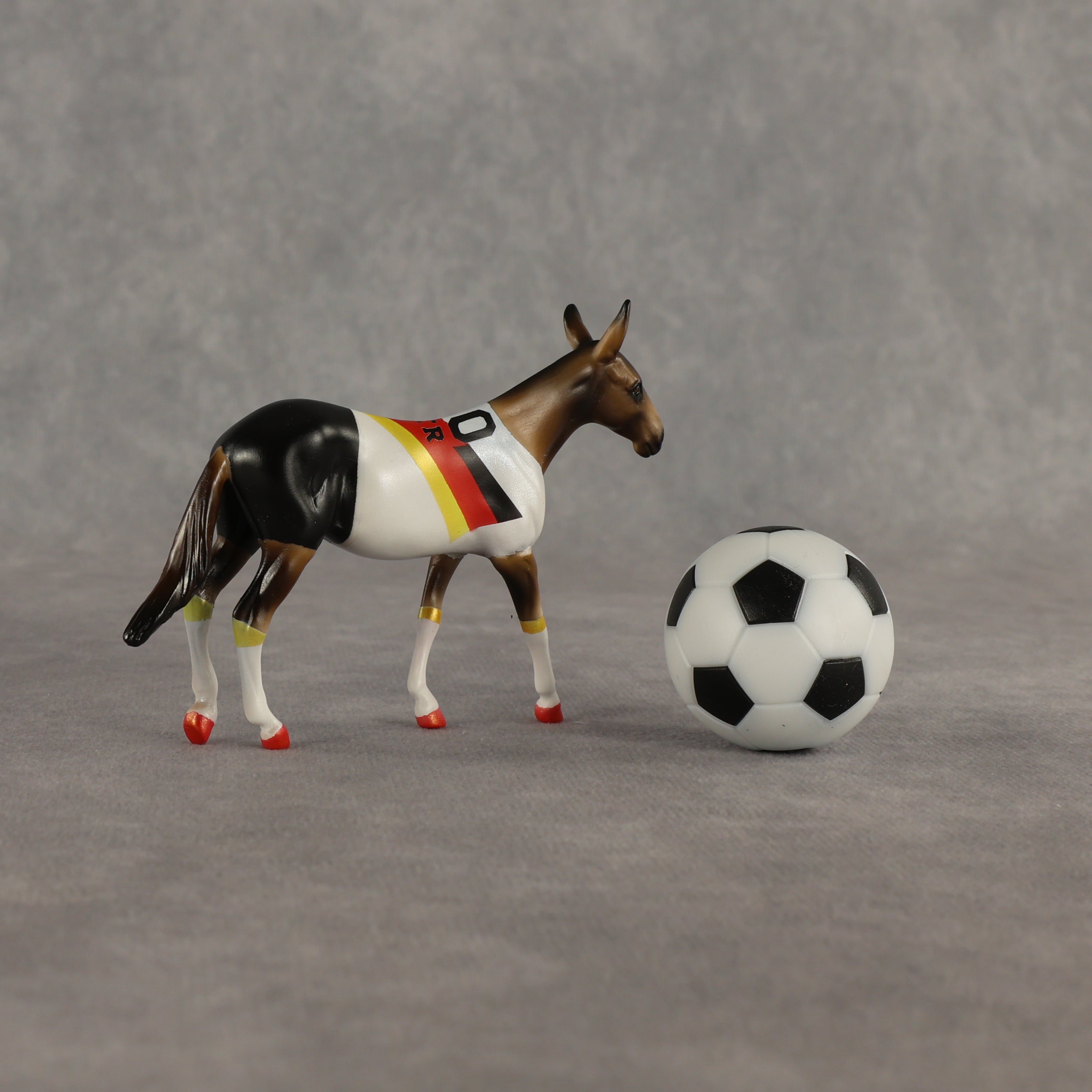 Germany OOAK Chip Mule by Enrique Duarte SCD26