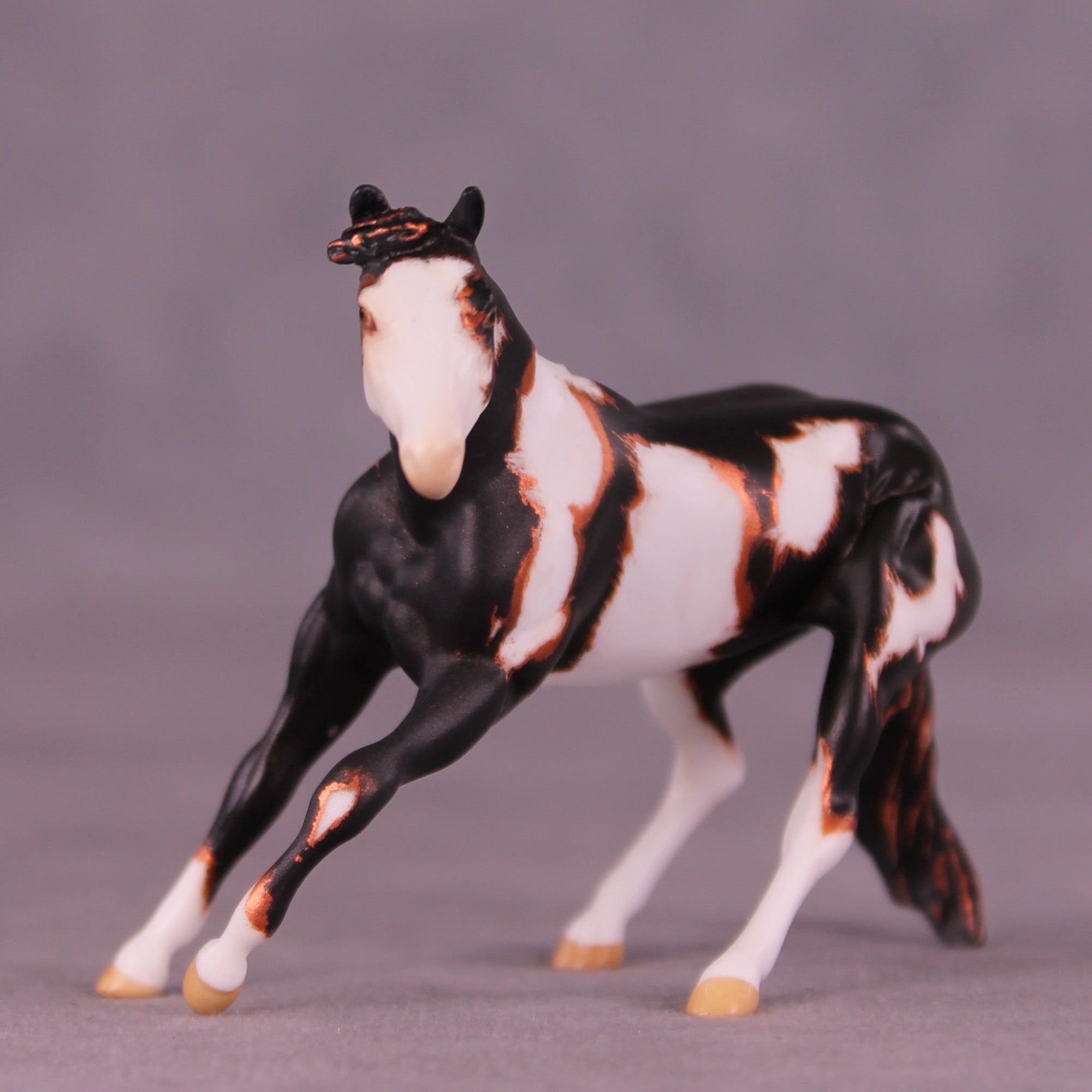 Gilded Rose OOAK Chip Cutting Horse by Anna Rieck MM25 Group C