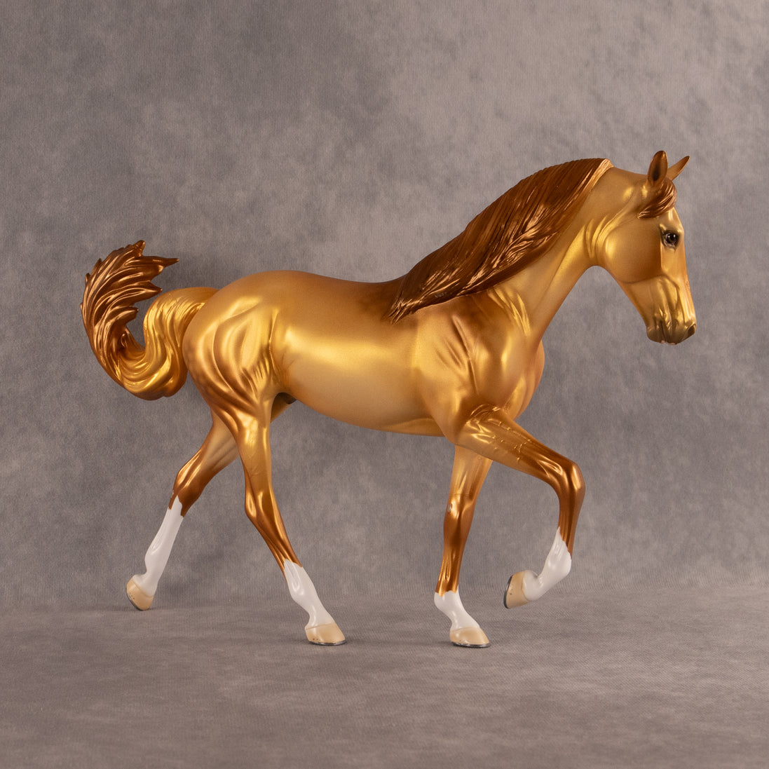 Gold-Bug LE-15 FCM Tennessee Walker by Ellen Robbins YP26