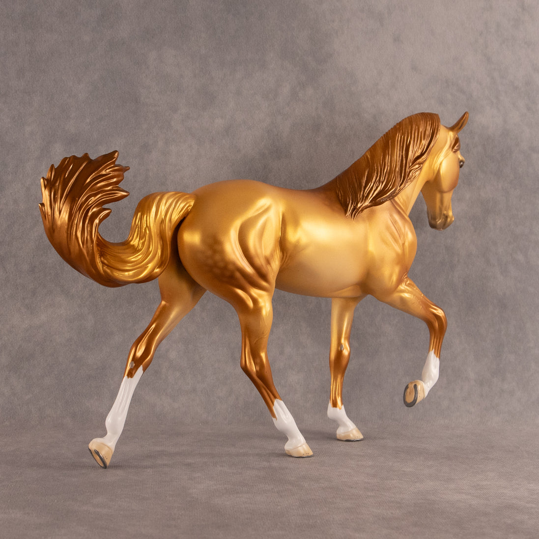Gold-Bug LE-15 FCM Tennessee Walker by Ellen Robbins YP26