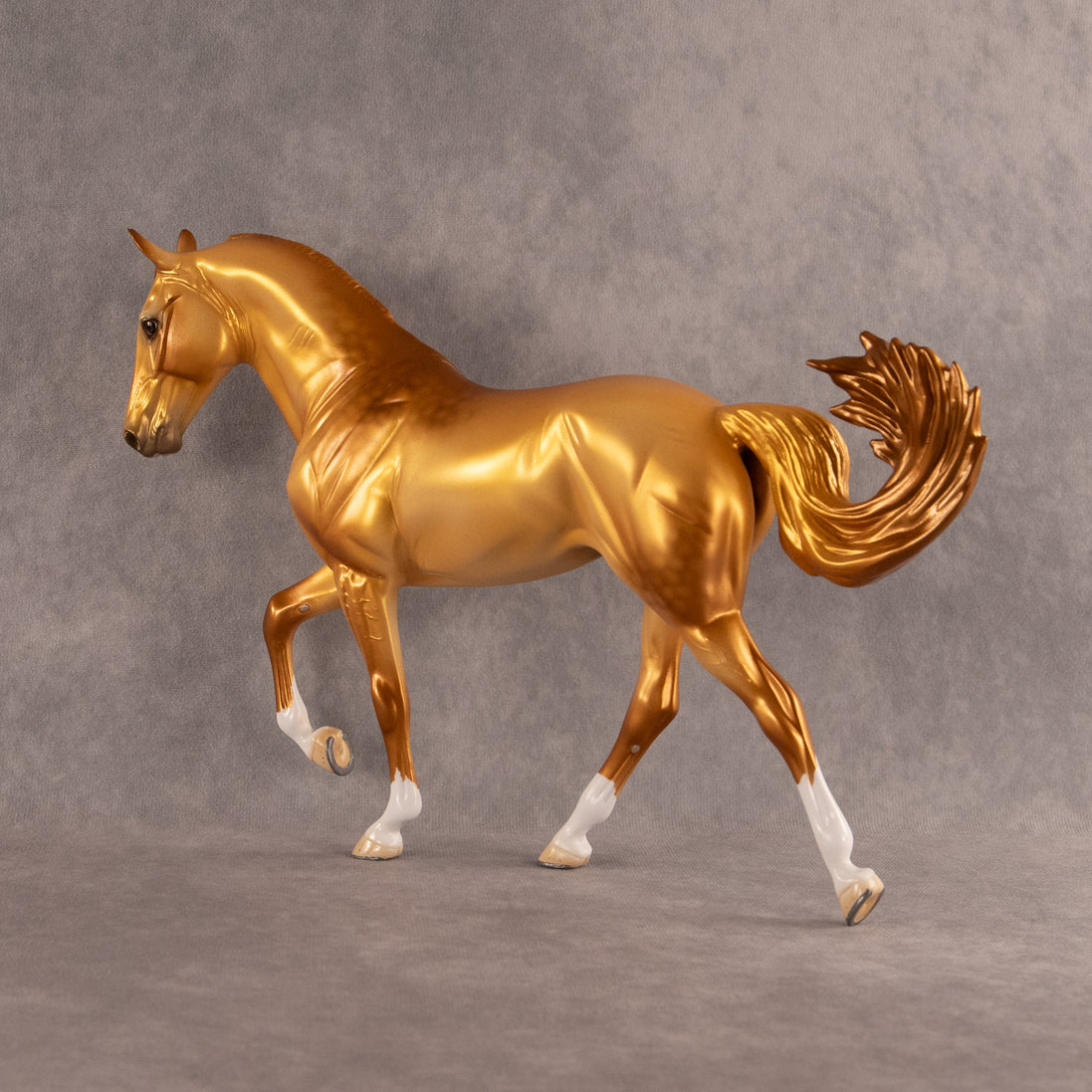 Gold-Bug LE-15 FCM Tennessee Walker by Ellen Robbins YP26
