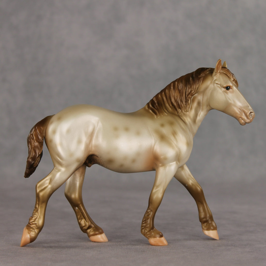 Golden Glow OOAK Pebble Drafter by Anna Rieck VV26