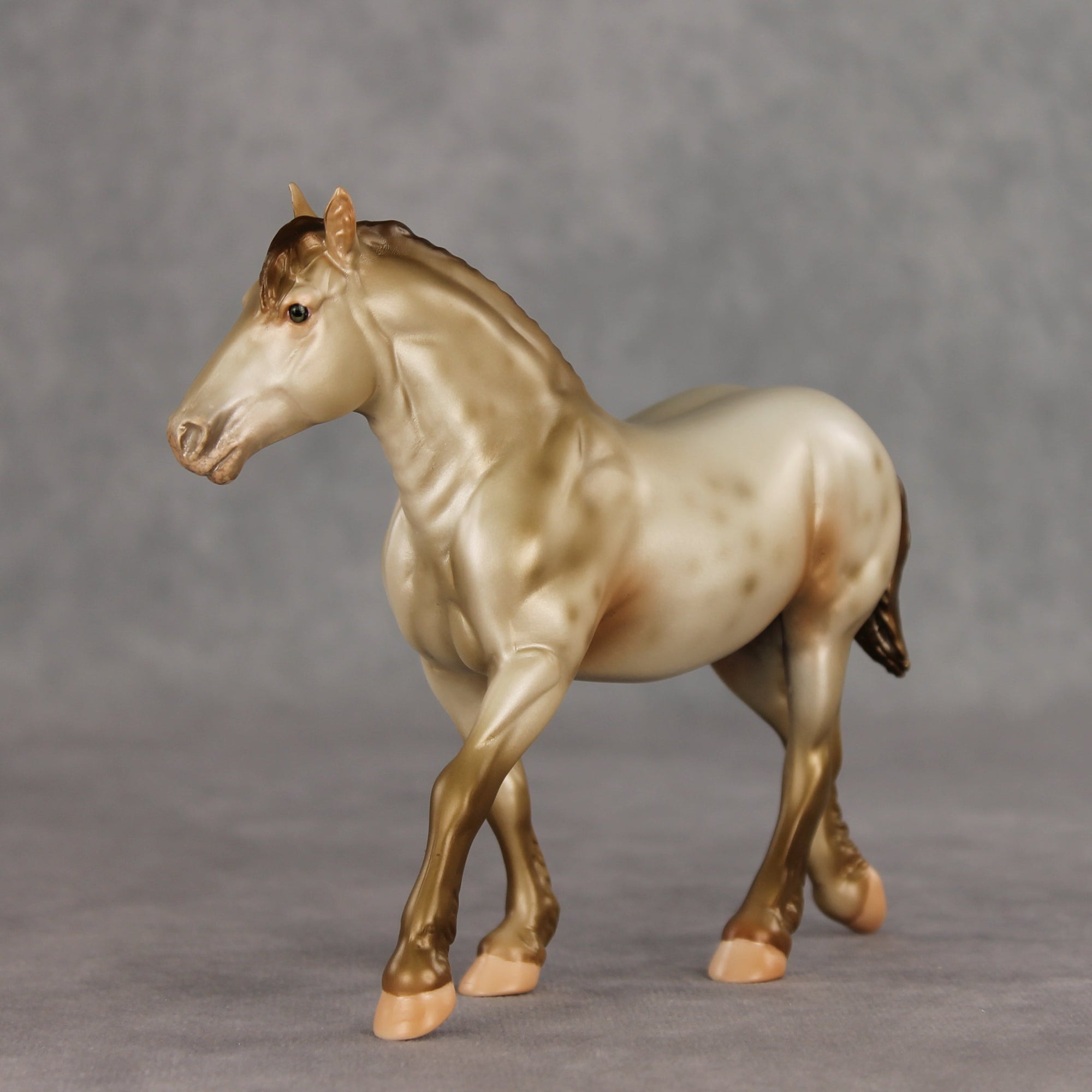 Golden Glow OOAK Pebble Drafter by Anna Rieck VV26