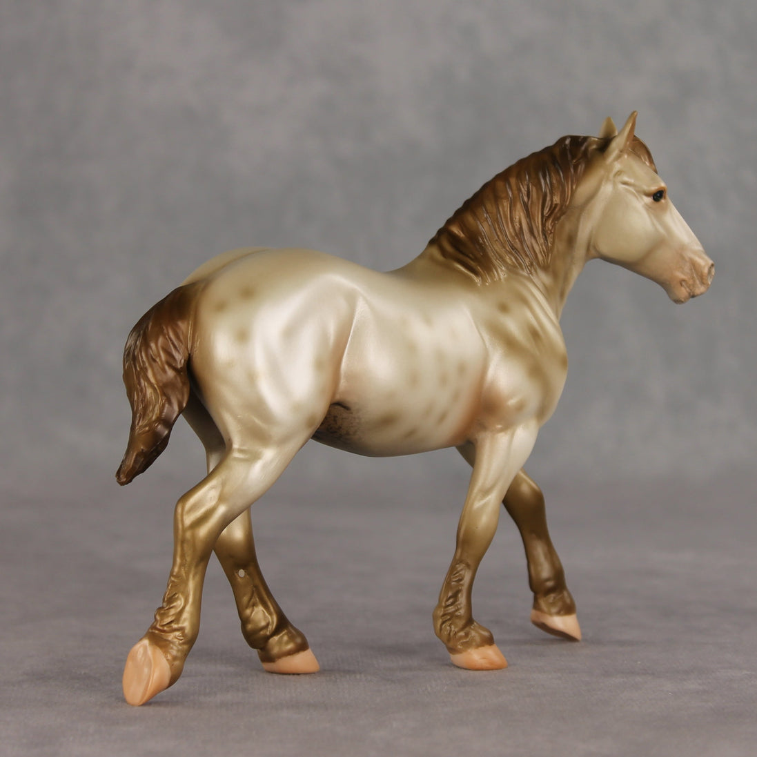 Golden Glow OOAK Pebble Drafter by Anna Rieck VV26