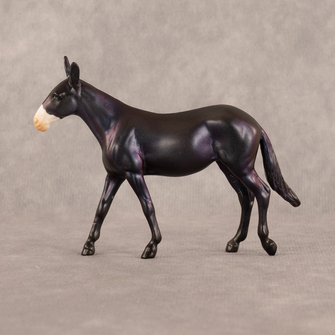Gravity Binary OOAK Chip Mule by Alex Fortman LHS26
