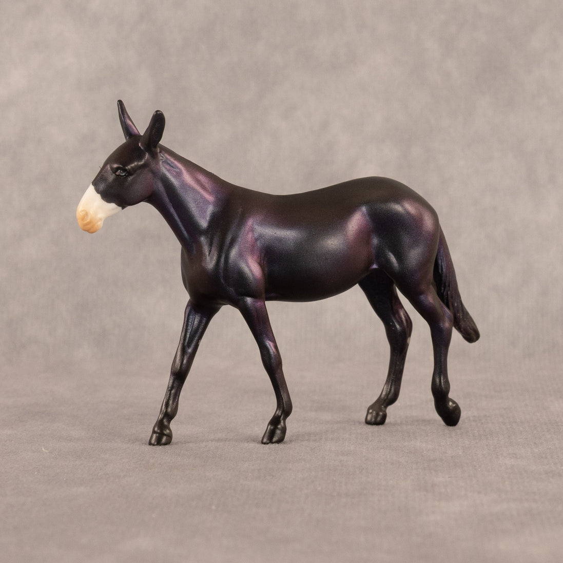 Gravity Binary OOAK Chip Mule by Alex Fortman LHS26