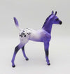 Groovin&#39; Grape SAMPLE Deco Fruit Foal  By Ellen Robbins GERMANY SALE DEU24