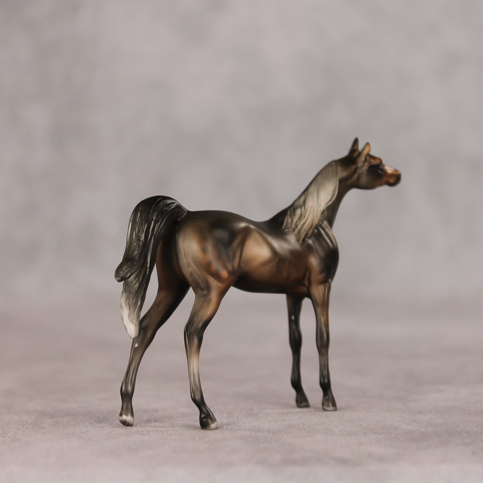 Hamburger Option OOAK Chip Arabian by Julie Keim VV26
