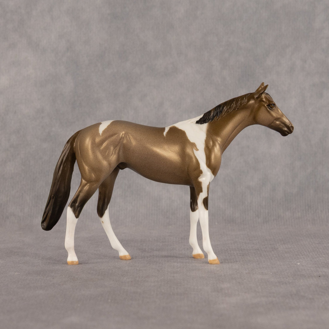 Hampshire OOAK Chip Thoroughbred by Dawn Quick LHS26