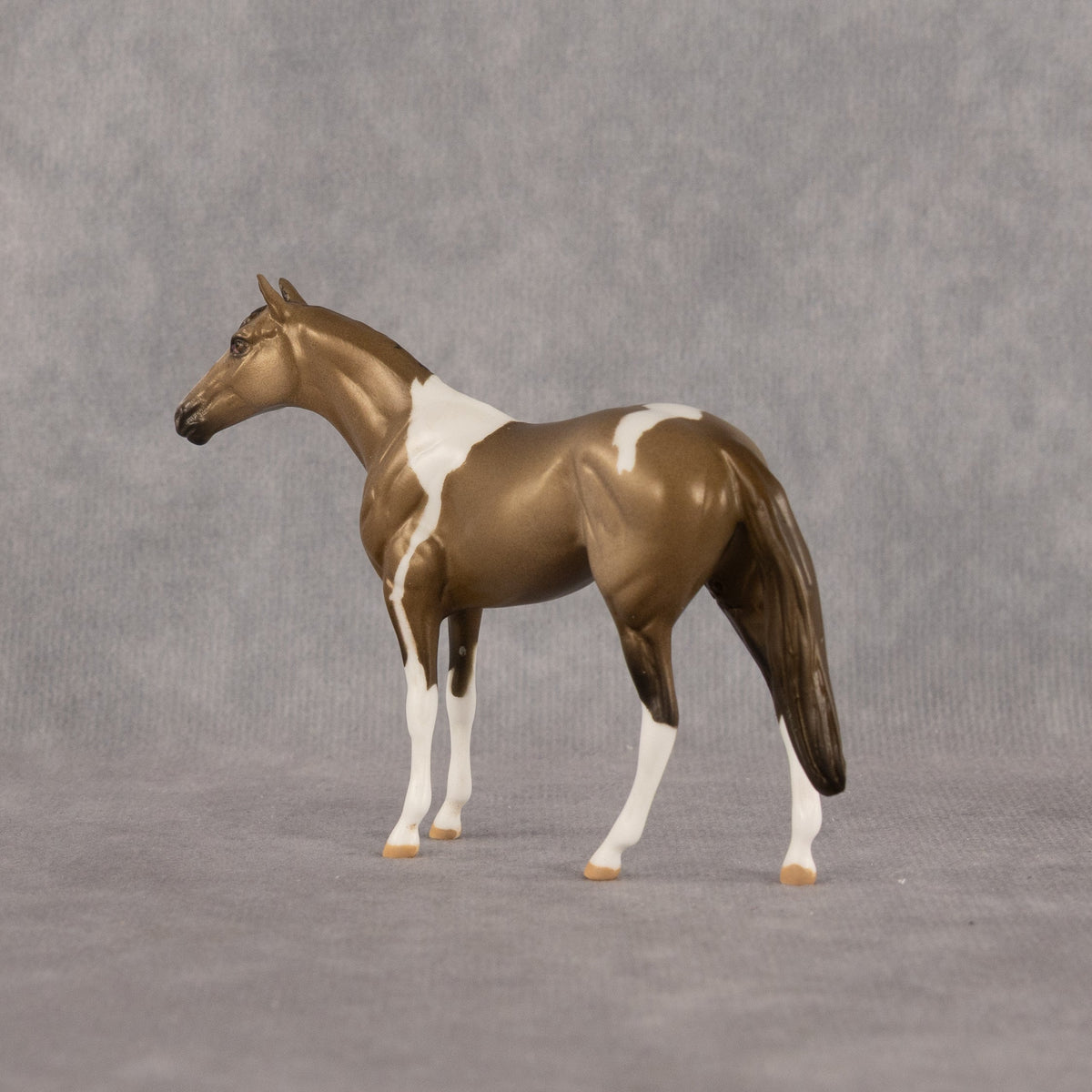 Hampshire OOAK Chip Thoroughbred by Dawn Quick LHS26