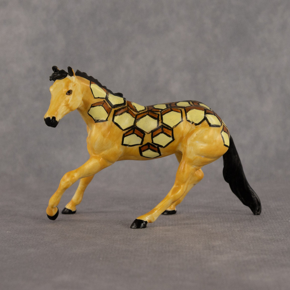 Honeycomb OOAK Chip Cutting Horse by Dawn Quick LHS26