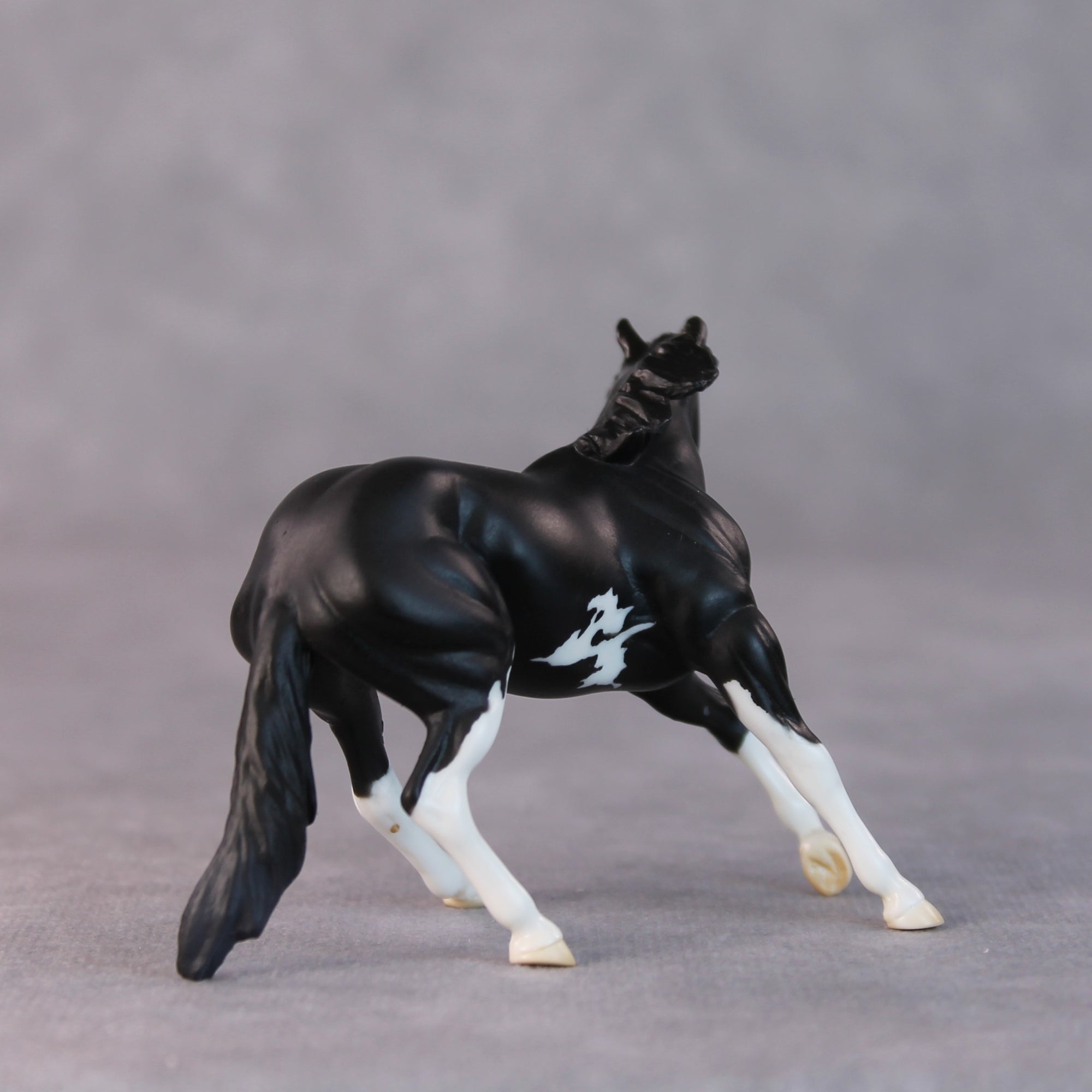 Daffy OOAK Black Pinto Cutter Chip by Jamie Adamson HS24