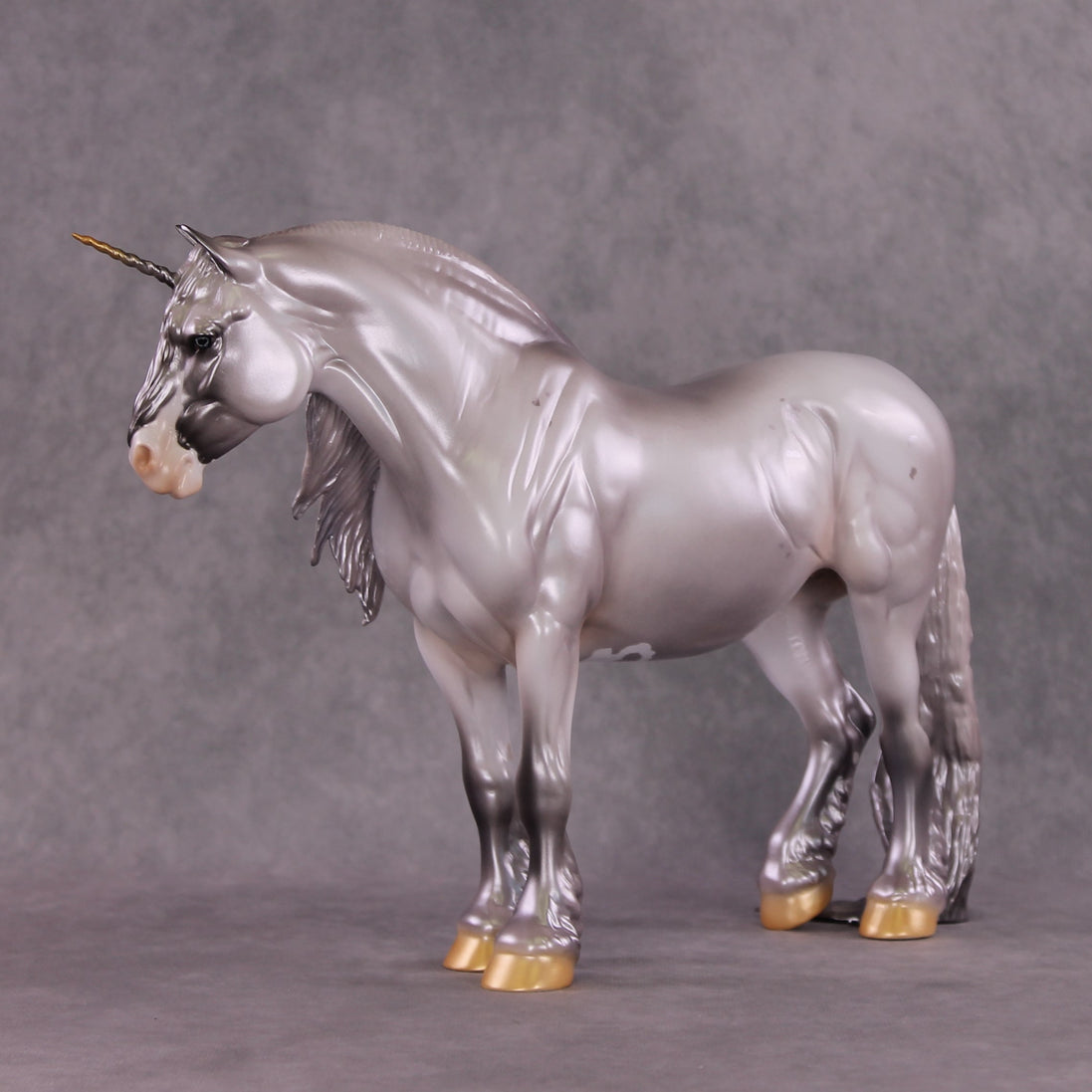 "Mahalo" LE-10 Heavy Draft Unicorn By Jess Hamill SHCF25 Judges Model Run