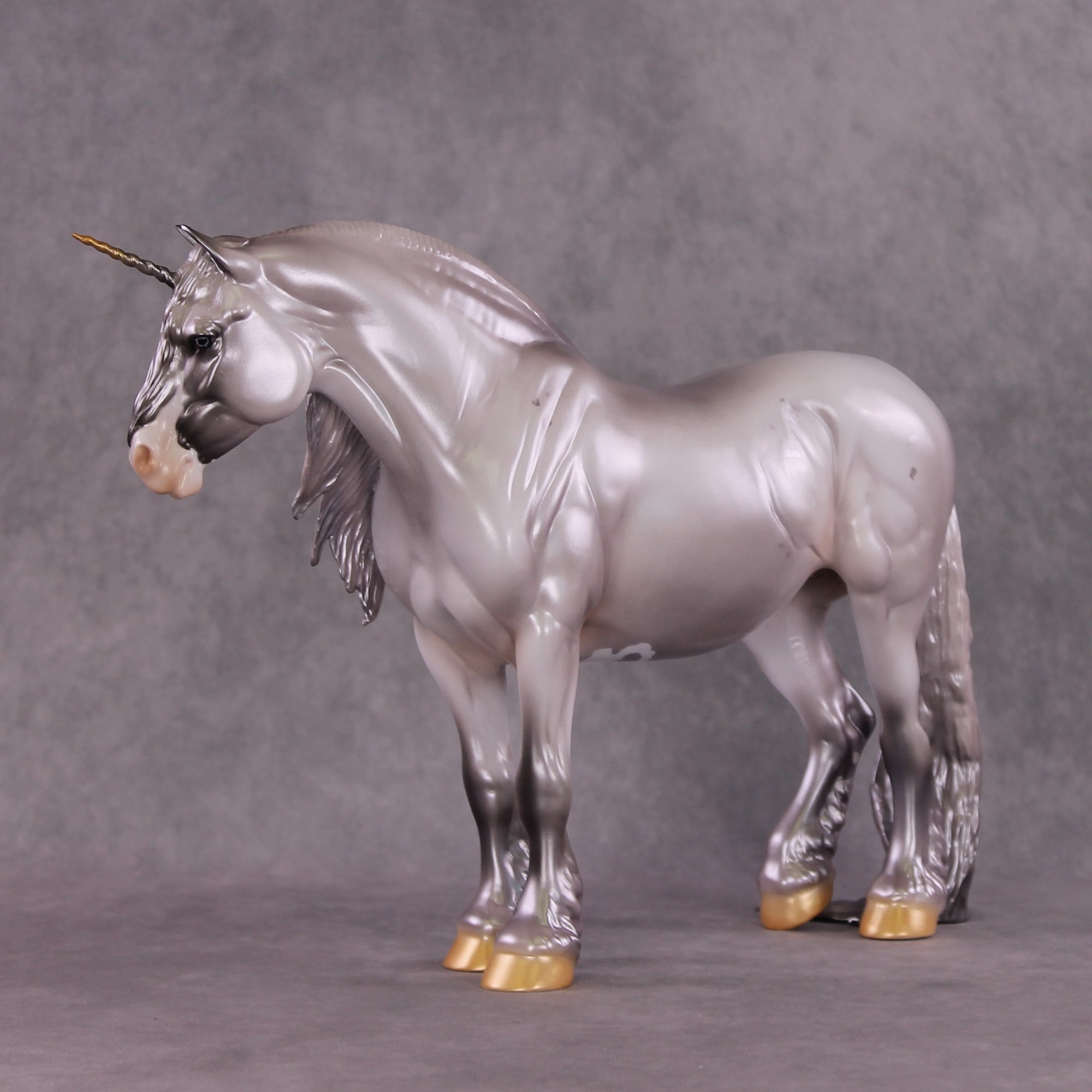 "Mahalo" LE-10 Heavy Draft Unicorn By Jess Hamill SHCF25 Judges Model Run