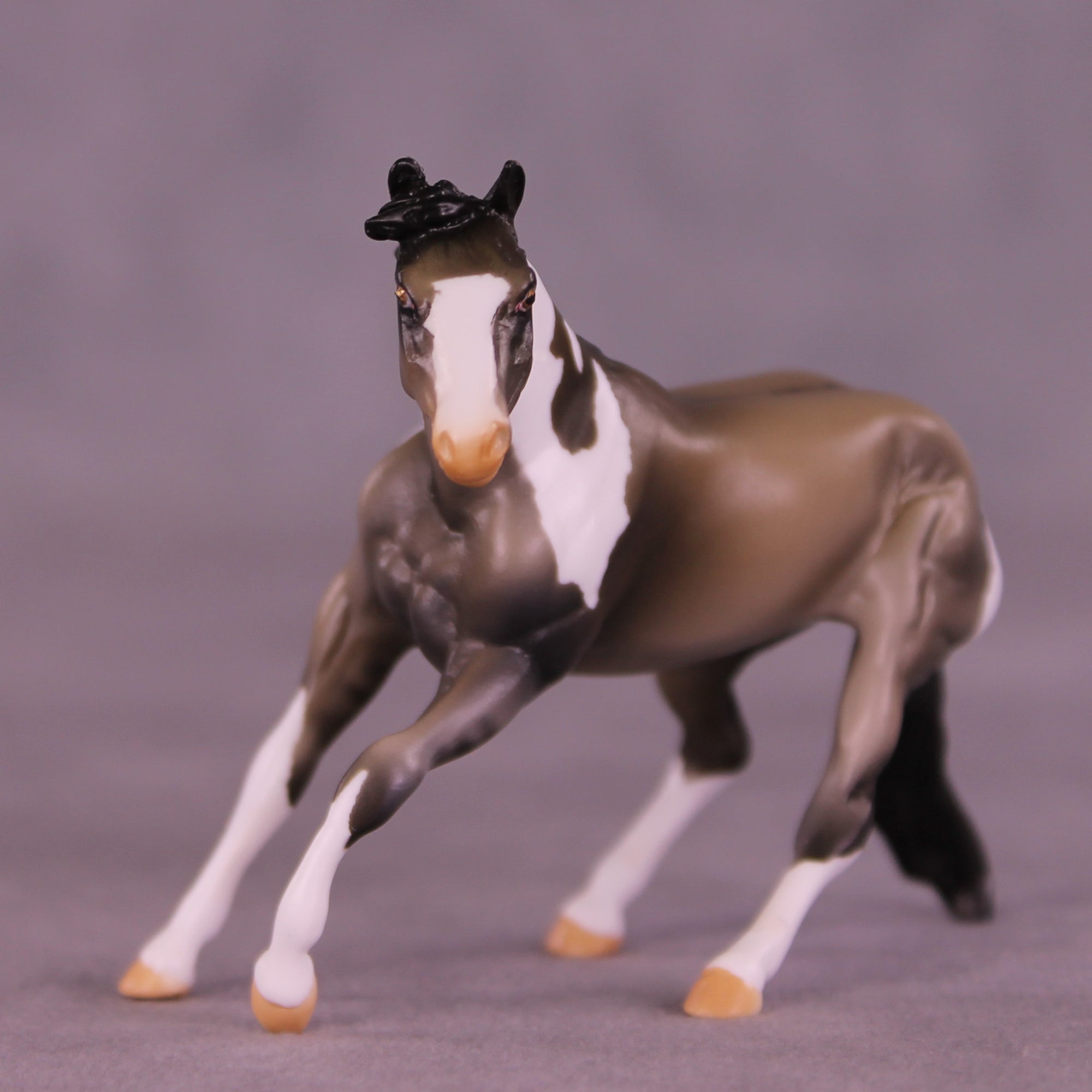 Oatmeal Raisin LE-5 Chip Cutting Horse by Kike (Enrique) Duarte December $99 Chips