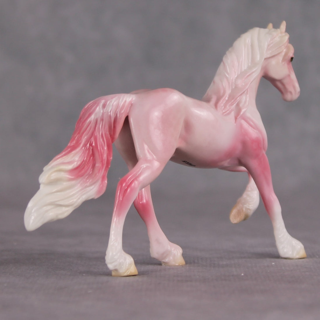 "Plakat" OOAK Glossy Beta Fish Inspired Frisian Chip by Jess Hamill