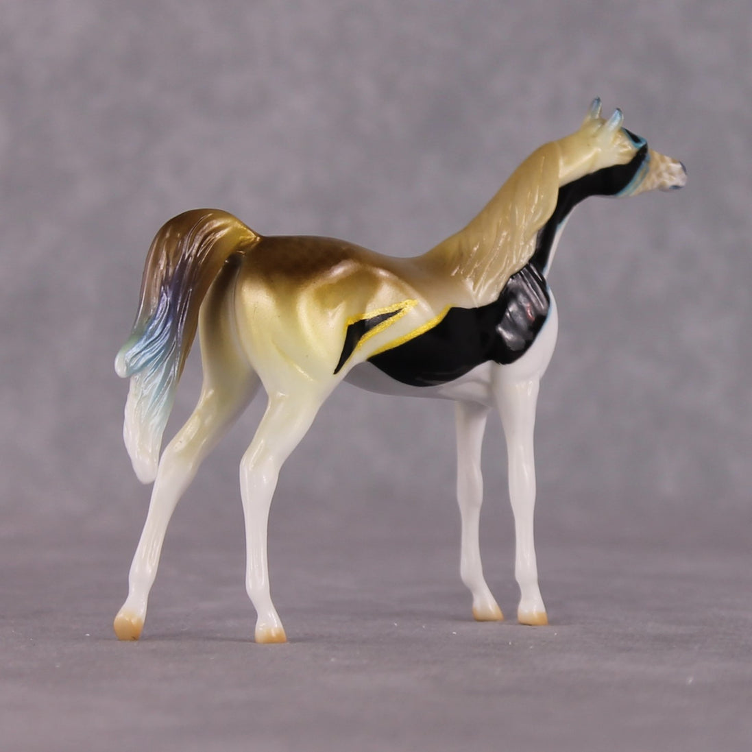 "Vowel" OOAK Glossy Humuhumunukunukuapua`a Inspired Arabian Chip by Jess Hamill