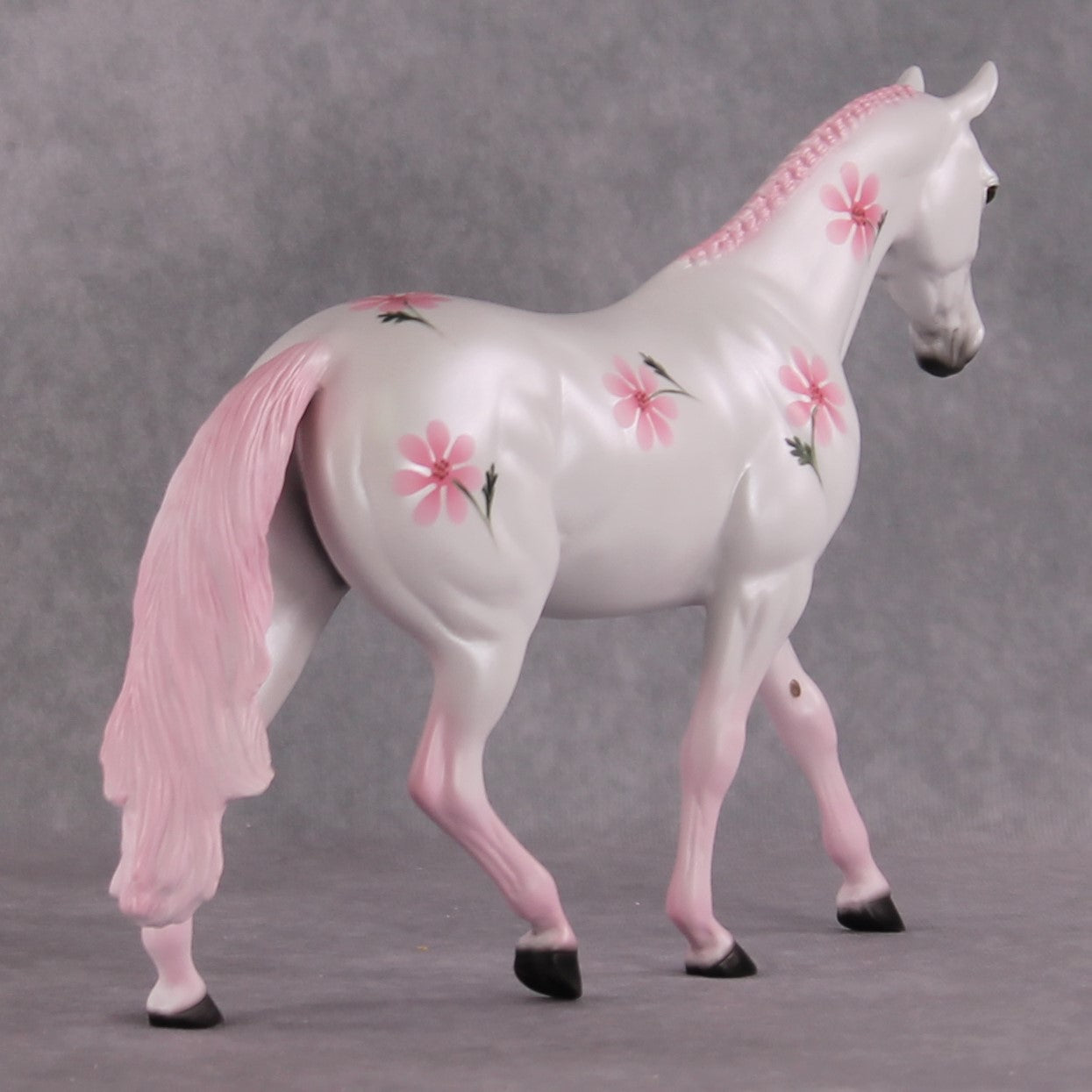 Bellis LE-6 Pony Chip by Dawn Quick FS25