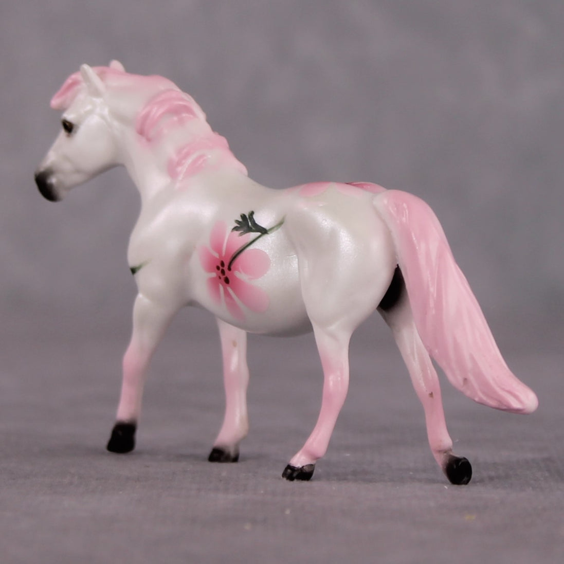 Bellis LE-6 Pony Chip by Dawn Quick FS25