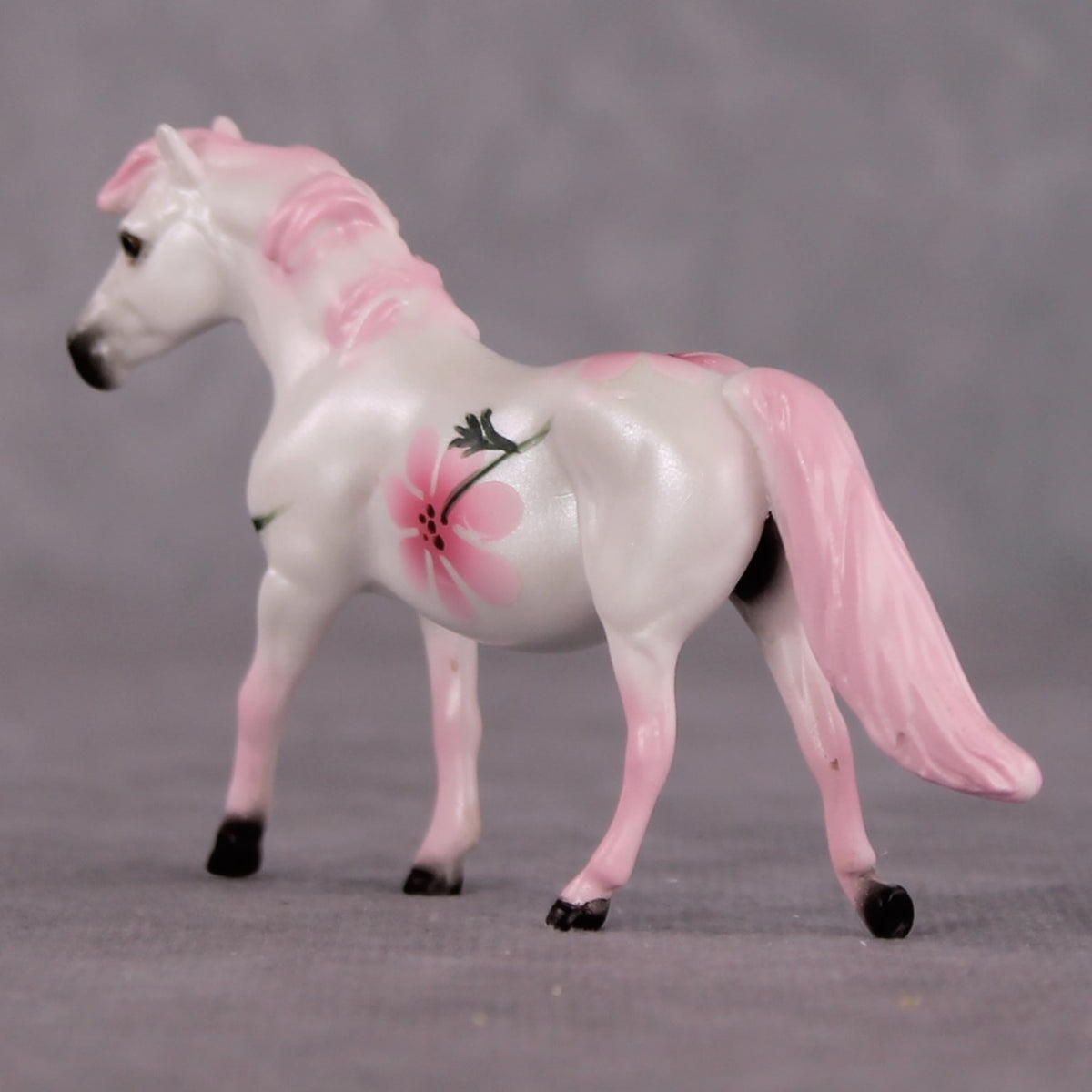 Bellis LE-6 Pony Chip by Dawn Quick FS25