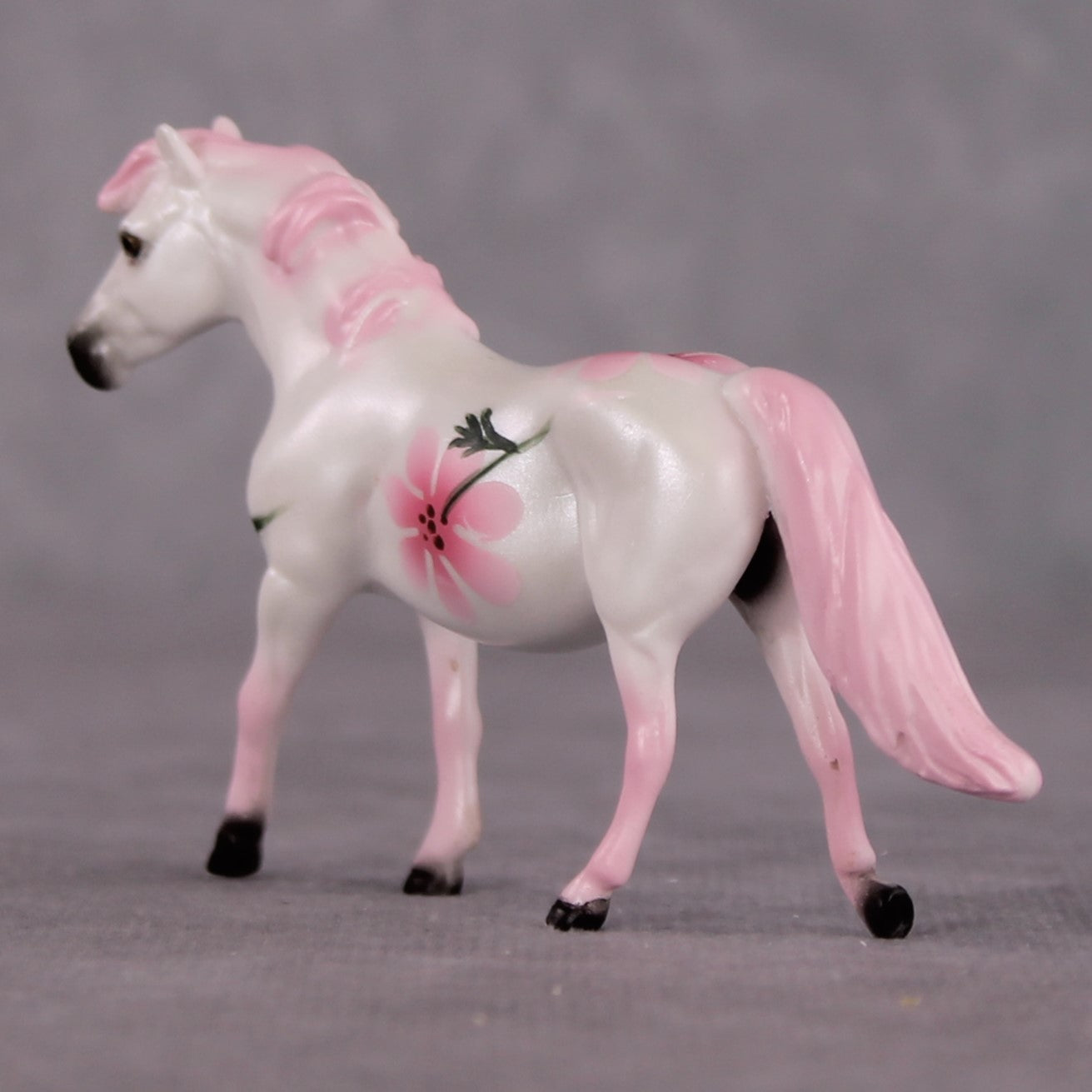 Bellis LE-6 Pony Chip by Dawn Quick FS25