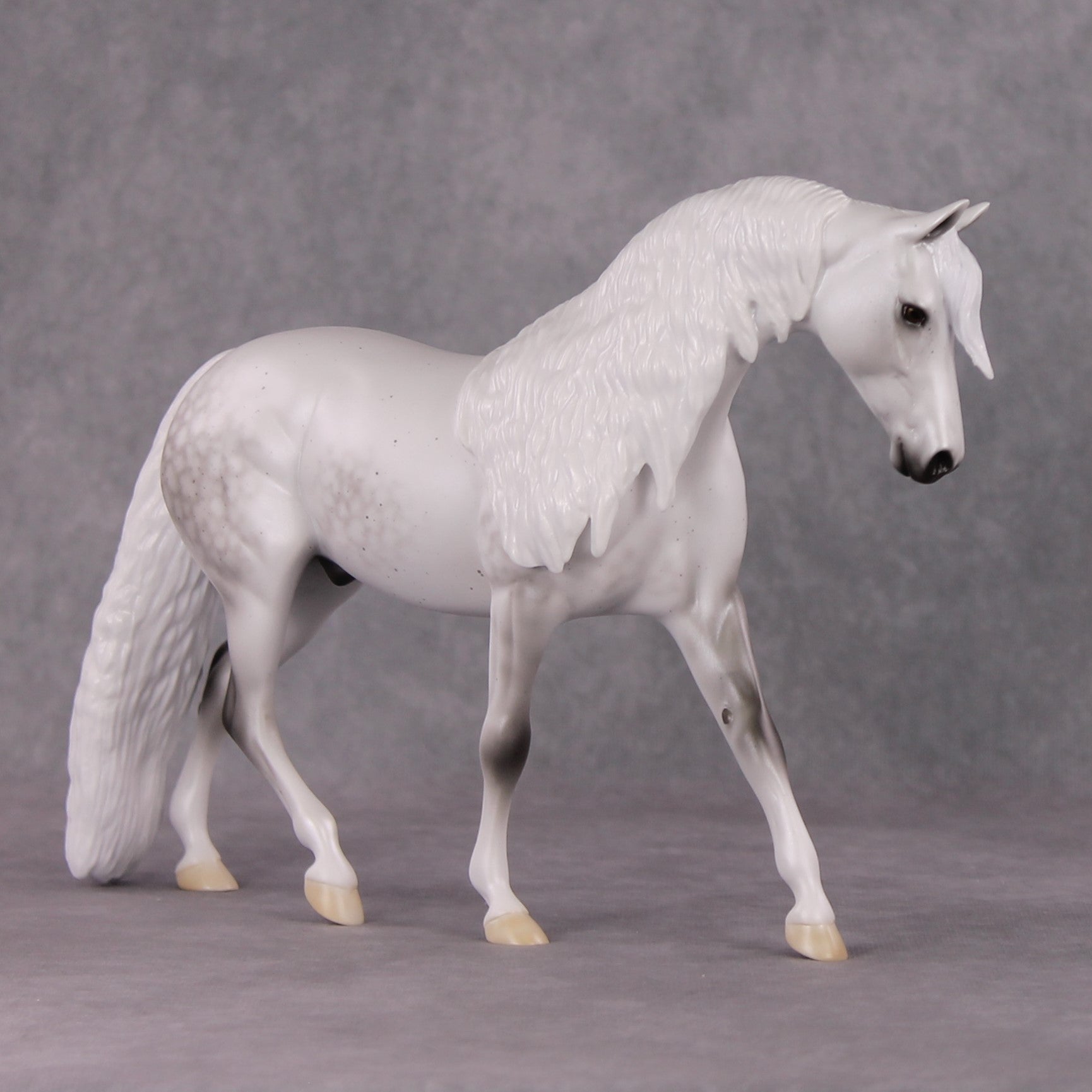 Snowdrift OOAK Heavily Detailed Dapple Pearl Grey By Ellen Robbins MHP Auction