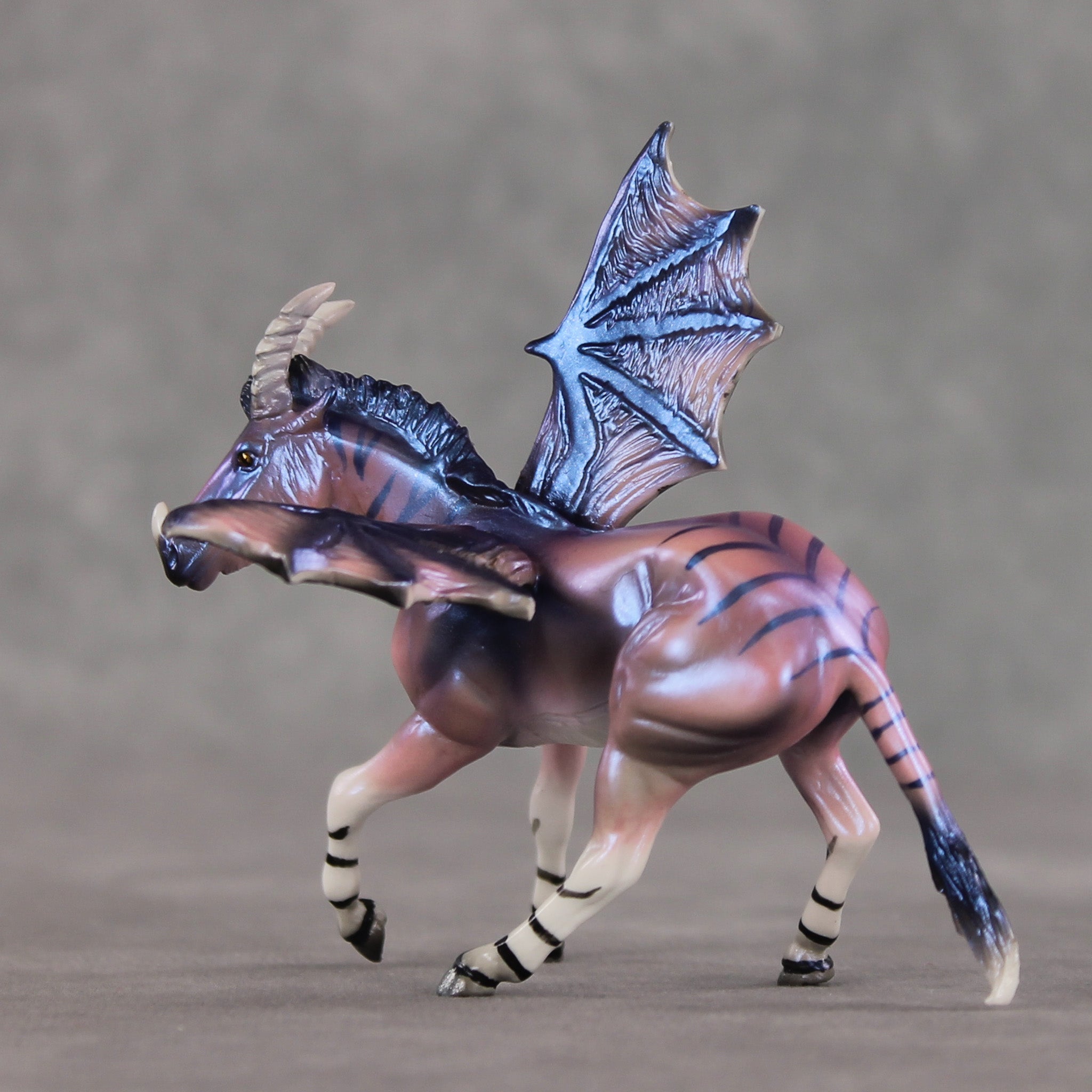 Mini Devyn LE-5 EFCM Chip Dragon by Carissa Mathews Ro326