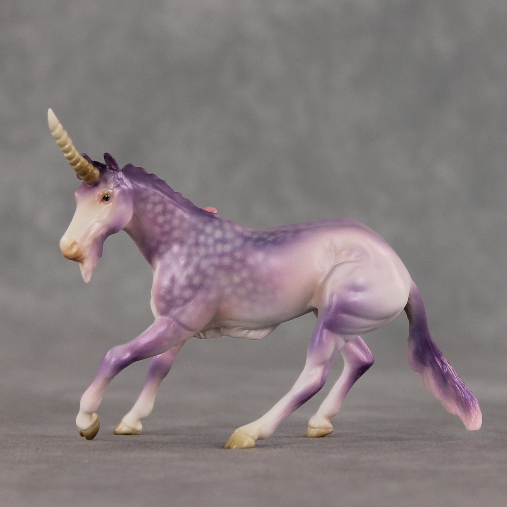 Mini Elfwyn LE-5 EFCM Chip Unicorn by Jess Hamill & Carissa Mathews Ro326