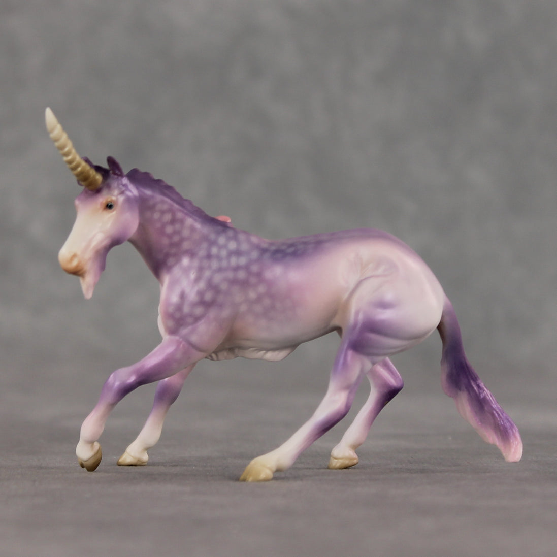 Mini Elfwyn LE-5 EFCM Chip Unicorn by Jess Hamill & Carissa Mathews Ro326