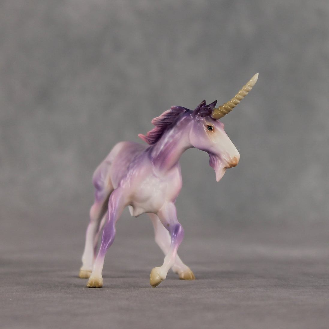 Mini Elfwyn LE-5 EFCM Chip Unicorn by Jess Hamill & Carissa Mathews Ro326