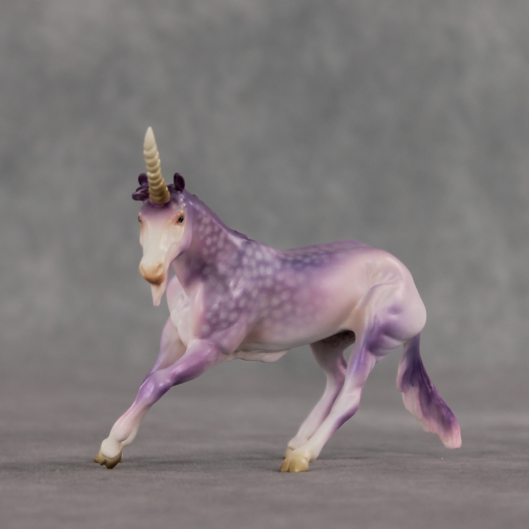 Mini Elfwyn LE-5 EFCM Chip Unicorn by Jess Hamill & Carissa Mathews Ro326