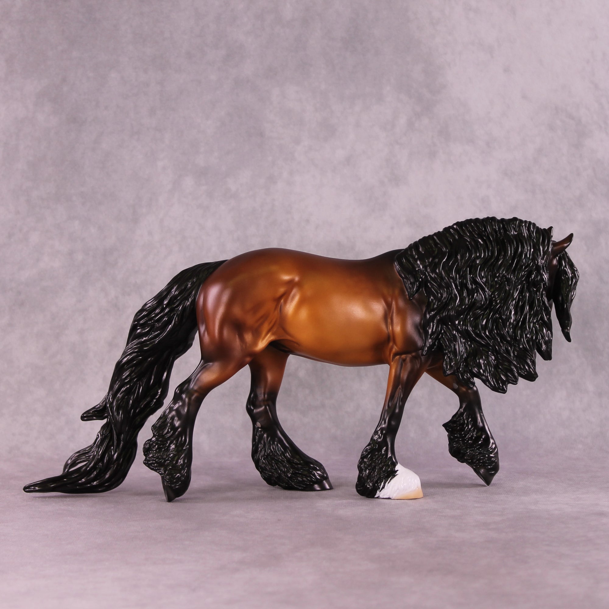 "Mōlehulehu" OOAK Irish Cob By Ellen Robbins EQ25