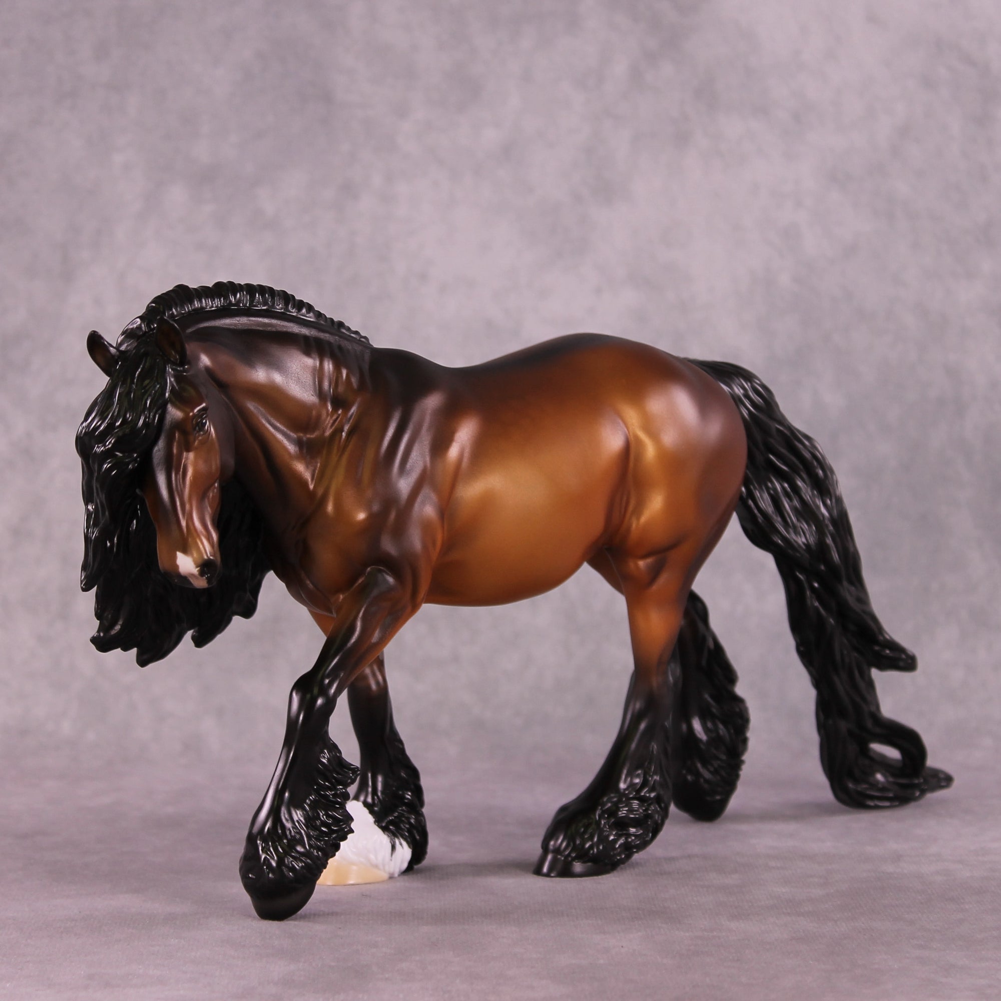 "Mōlehulehu" OOAK Irish Cob By Ellen Robbins EQ25