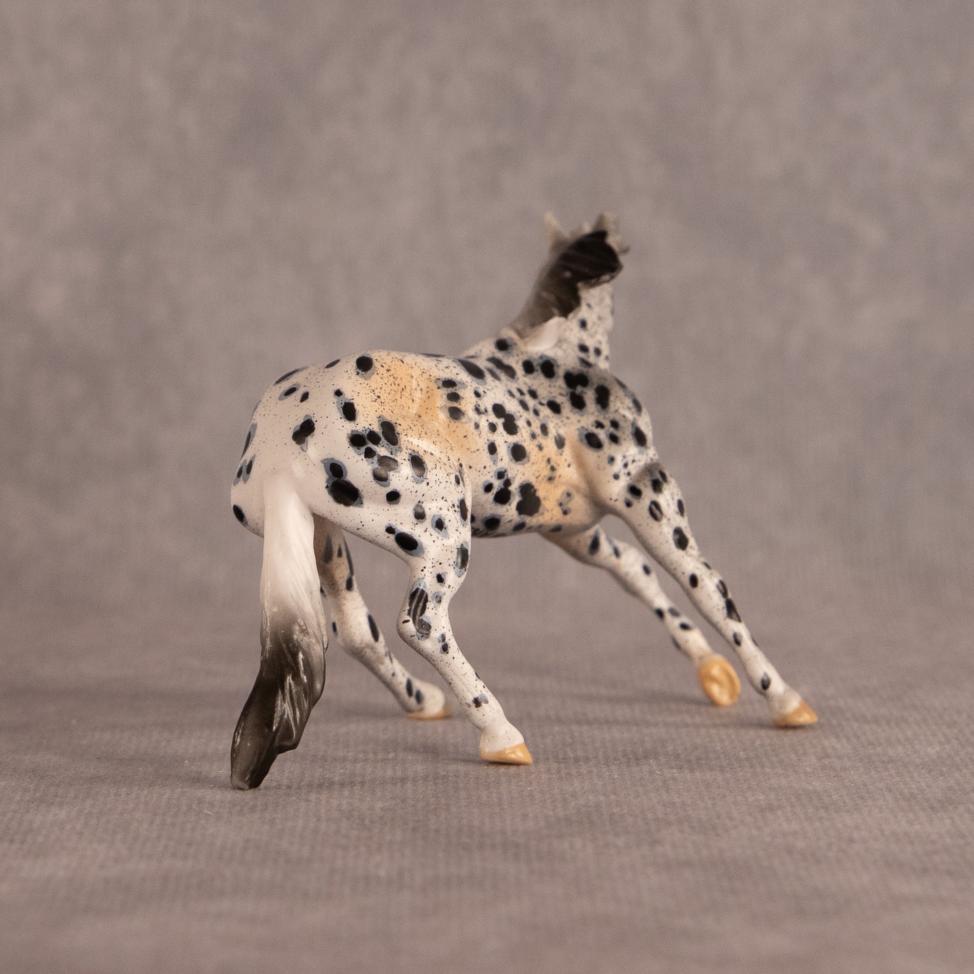 Wild Thing OOAK Chip Cutting Horse by Anna Rieck EQ26