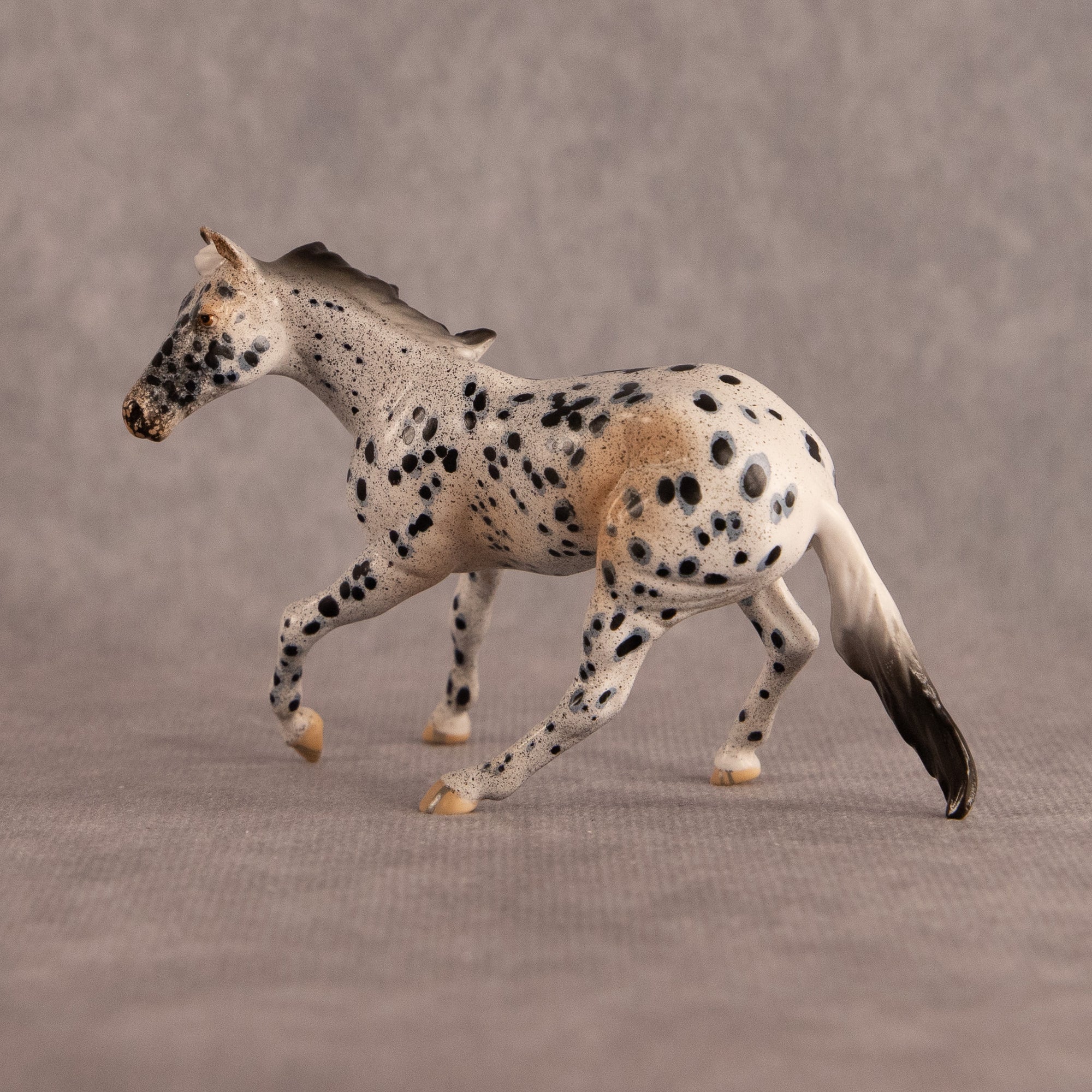 Wild Thing OOAK Chip Cutting Horse by Anna Rieck EQ26