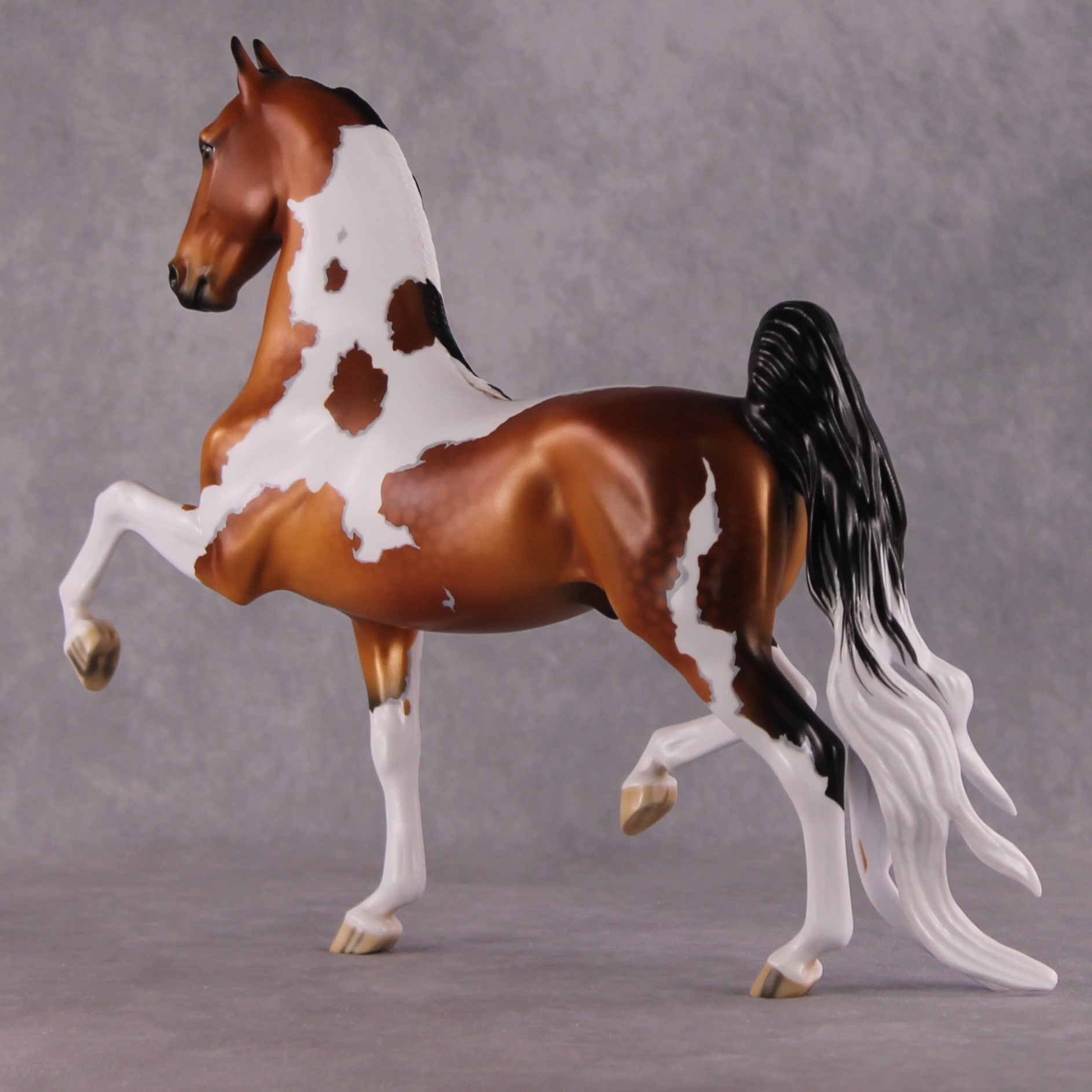 "Feelin' Like Gold" OOAK FCM Saddlebred By Ellen Robbins Best Offer 04/08/2025