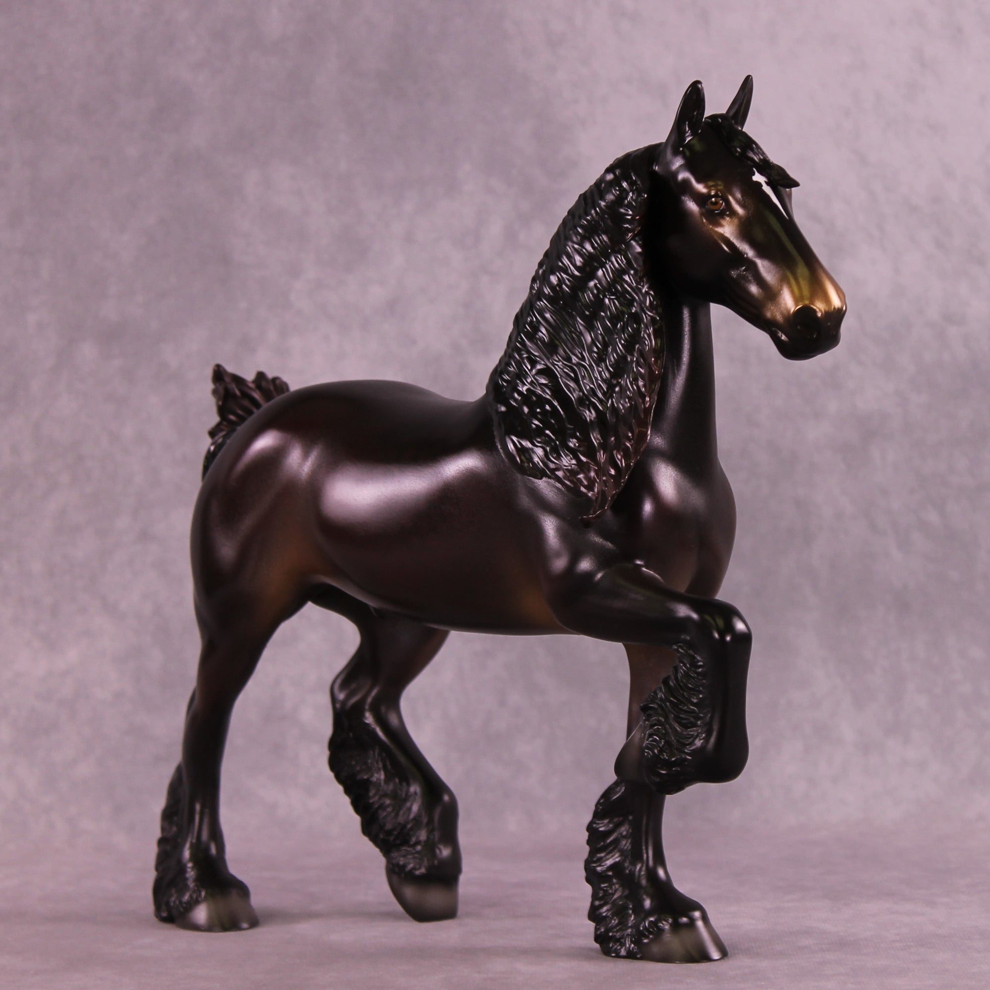 Macbeth LE-15 FCM Trotting Drafter by Ellen Robbins CL25