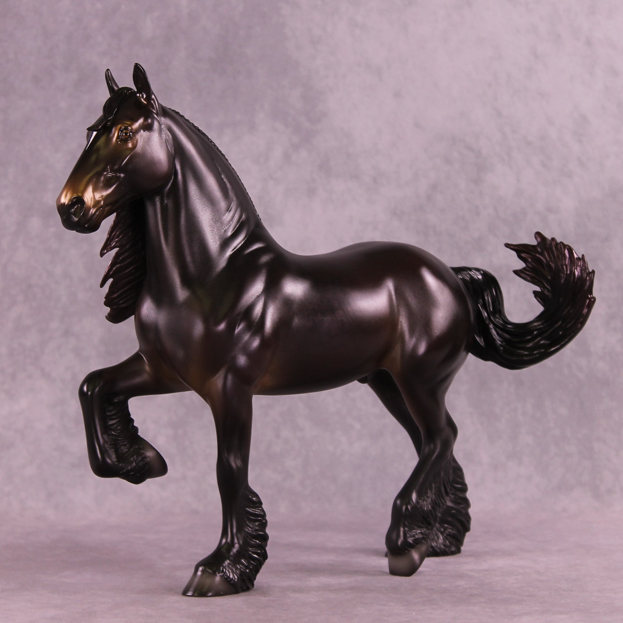 Macbeth LE-15 FCM Trotting Drafter by Ellen Robbins CL25