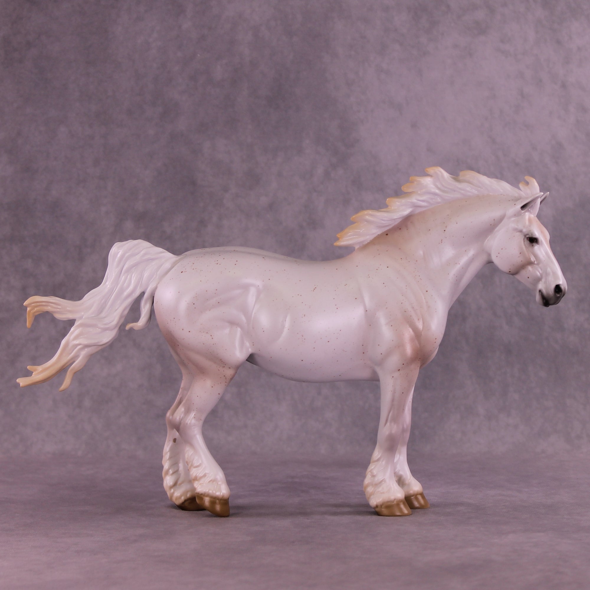 Lady Macbeth LE-15 FCM Bunny by Ellen Robbins CL25