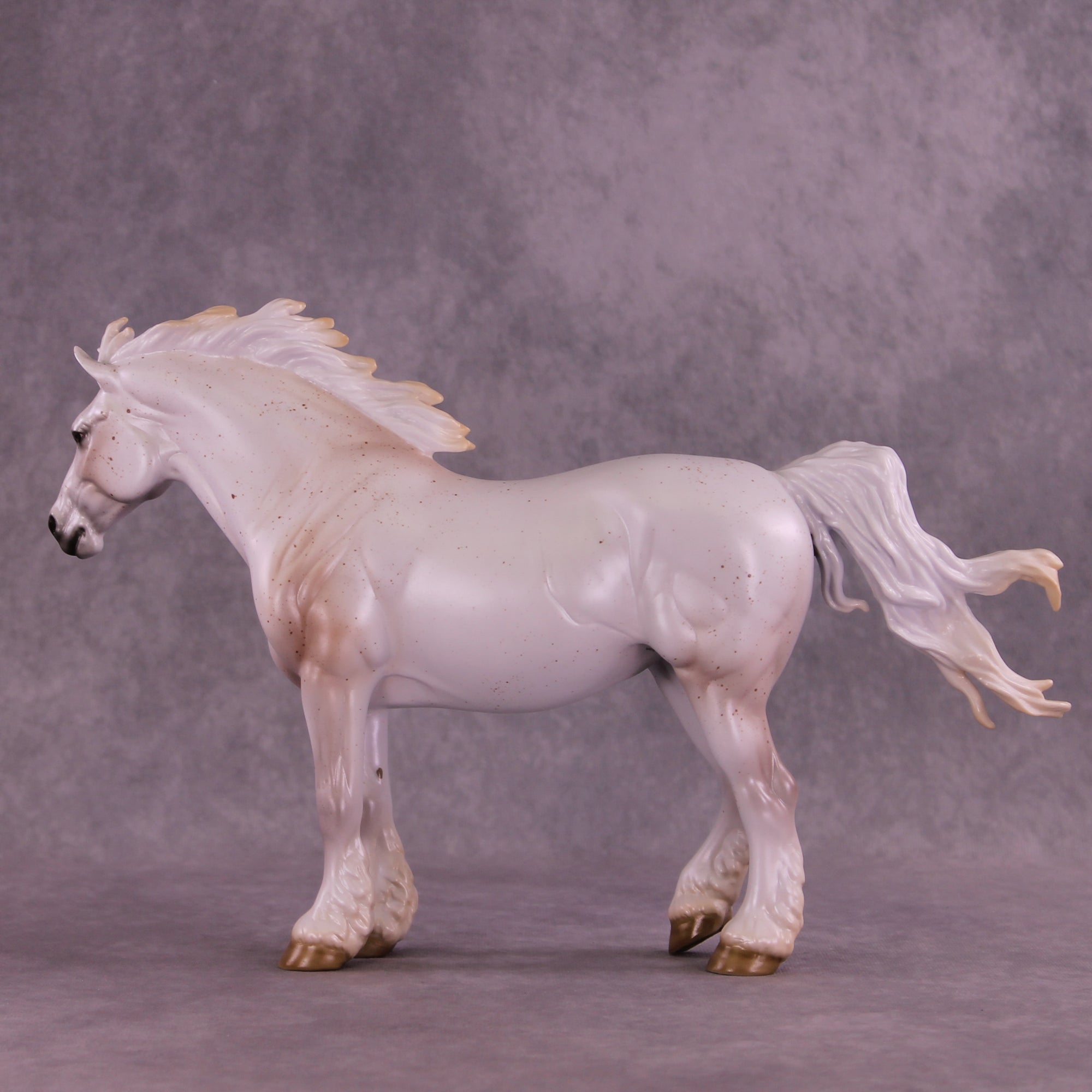 Lady Macbeth LE-15 FCM Bunny by Ellen Robbins CL25