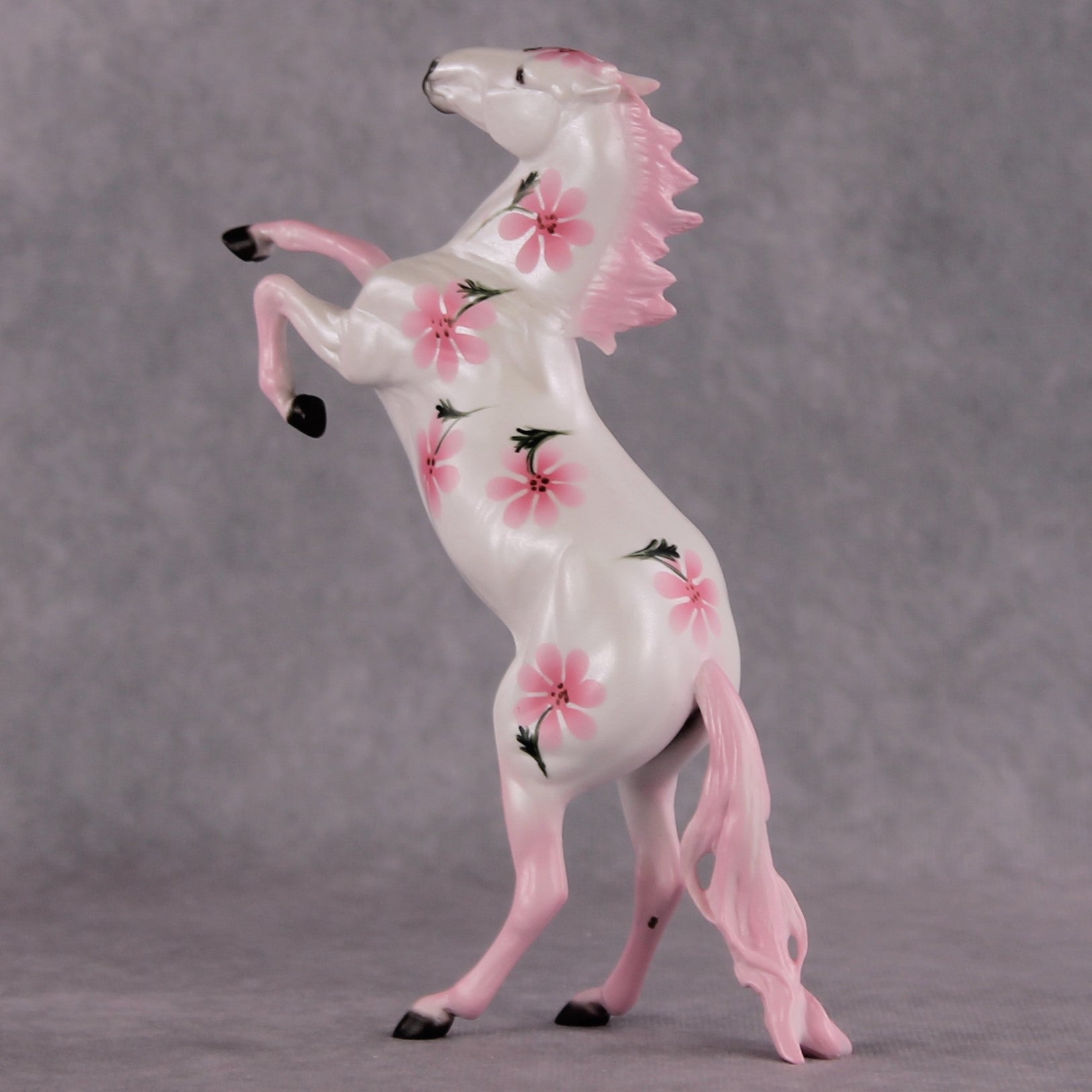 Bellis LE-6 Pony Chip by Dawn Quick FS25