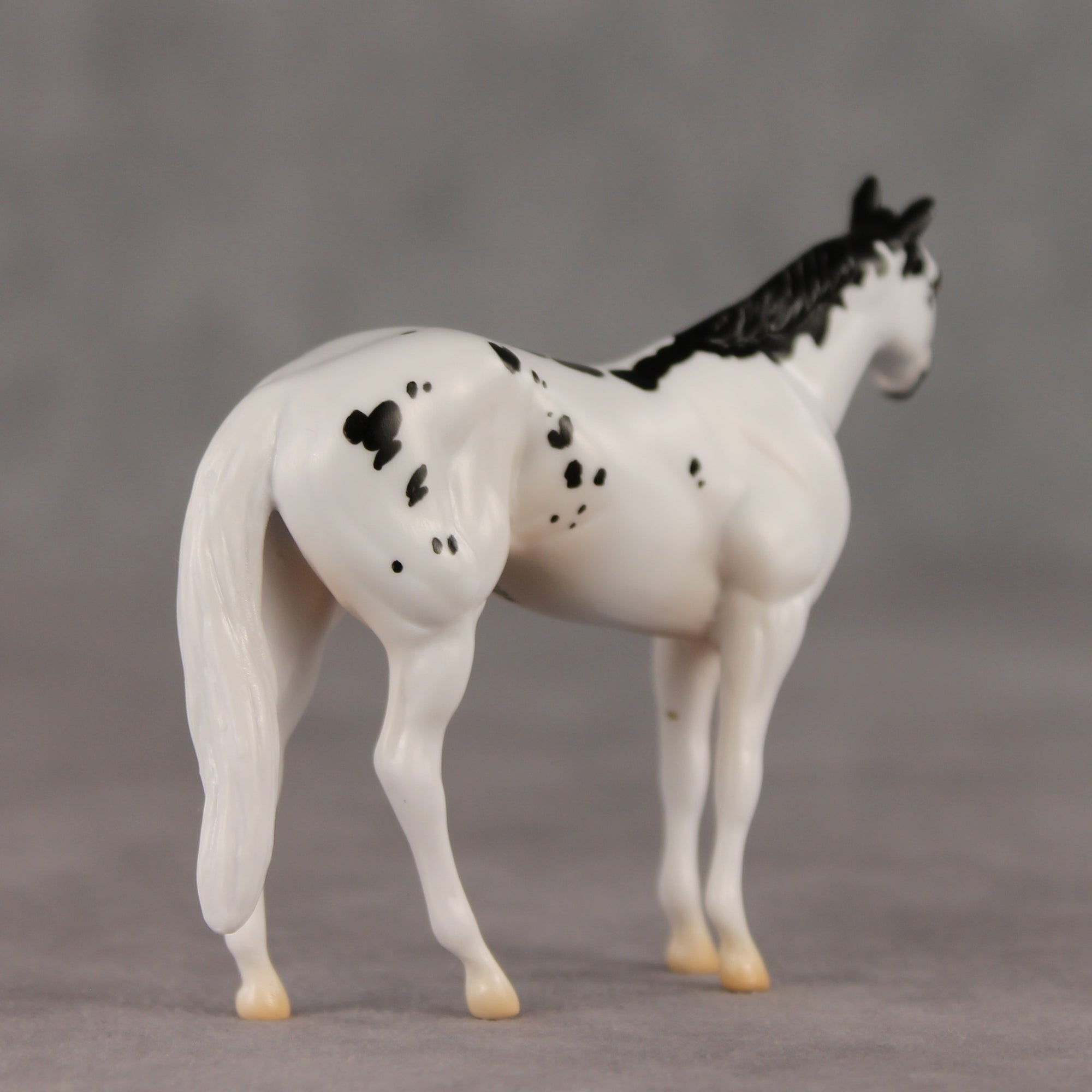 Hop To It LE-5 Chip Stock Horse by Jess Hamill SCD26