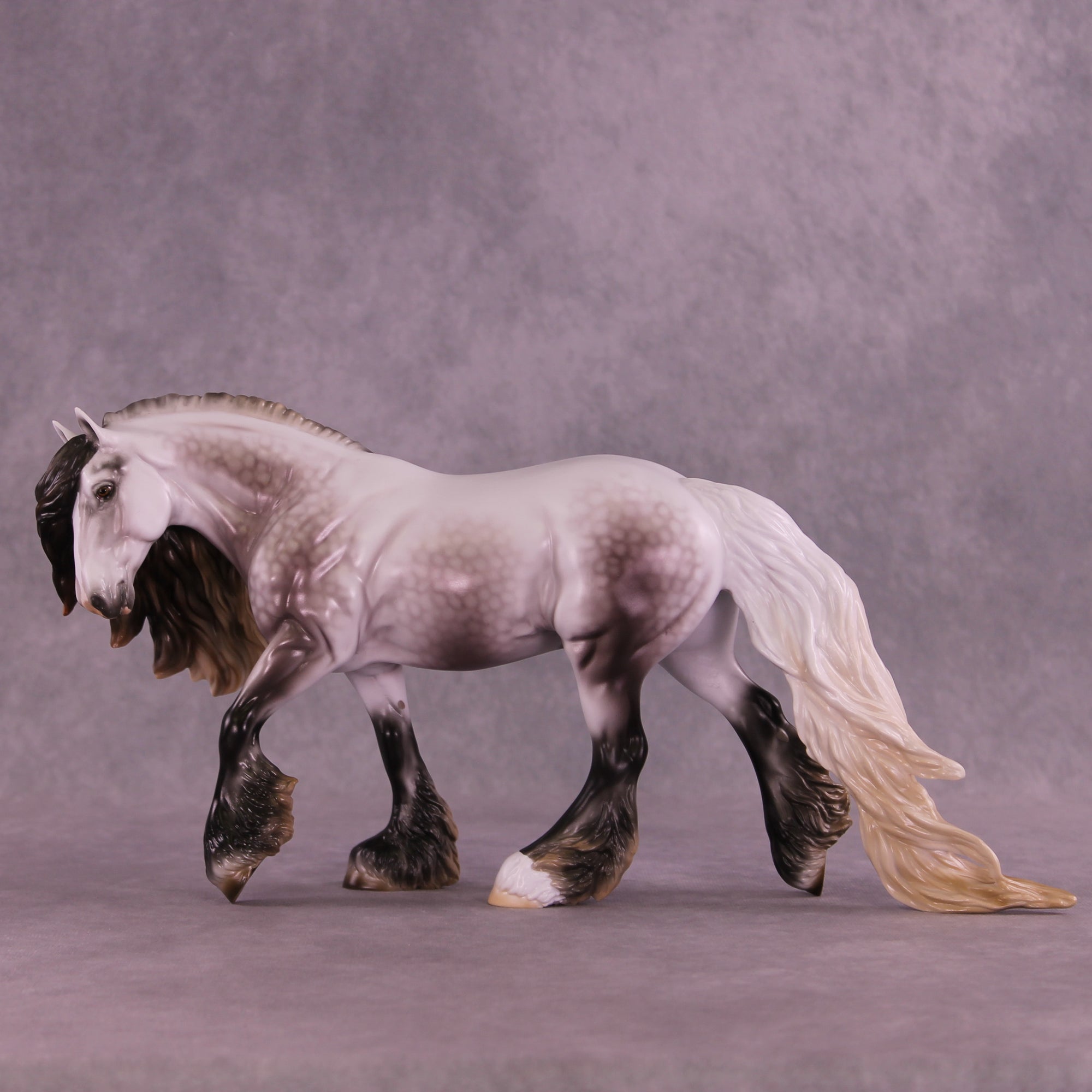 Nicholas LE-15 FCM Irish Cob by Ellen Robbins and Ashley Palmer HS25