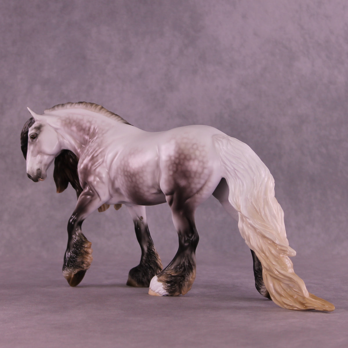 Nicholas LE-15 FCM Irish Cob by Ellen Robbins and Ashley Palmer HS25