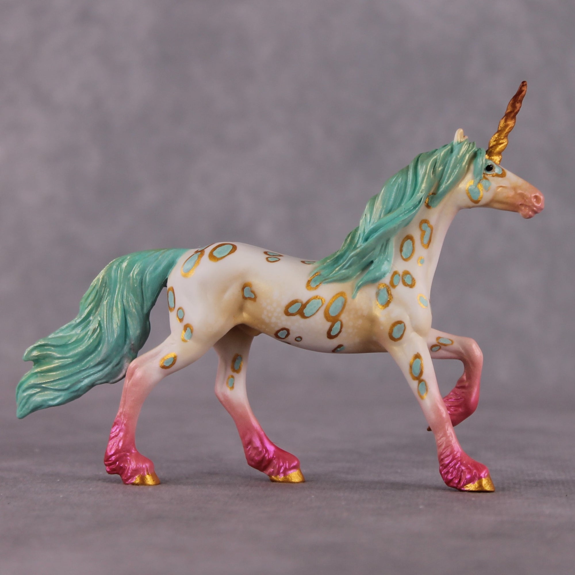 "Galeria" EFCM Friesian Chip By Kristen Cermele