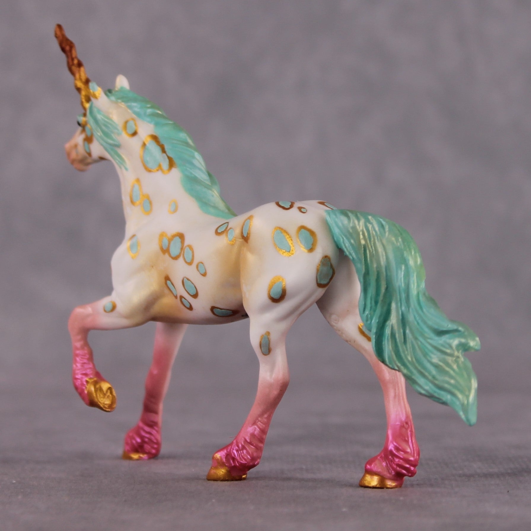 "Galeria" EFCM Friesian Chip By Kristen Cermele